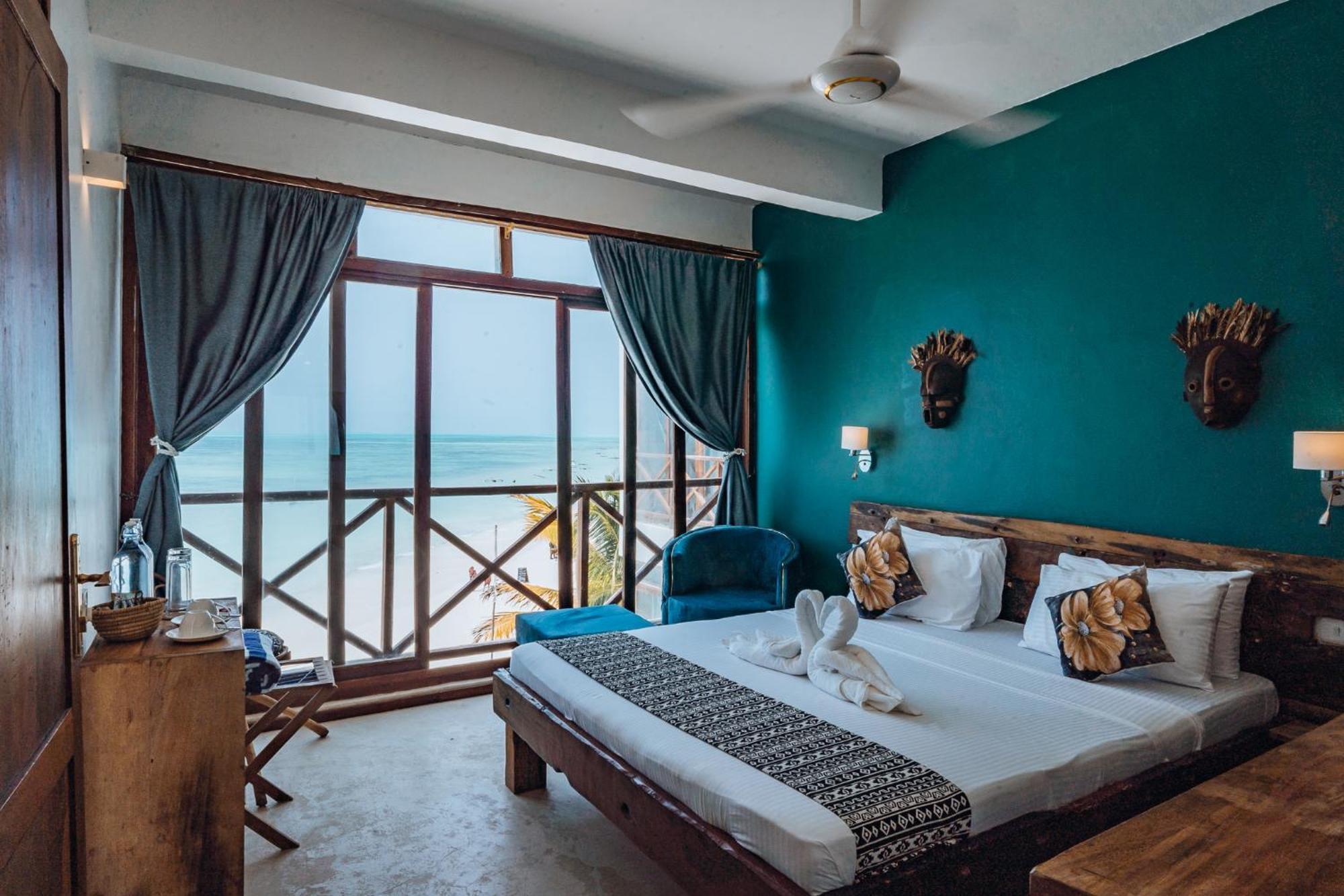 Hotel Pili Pili Tropical 4*