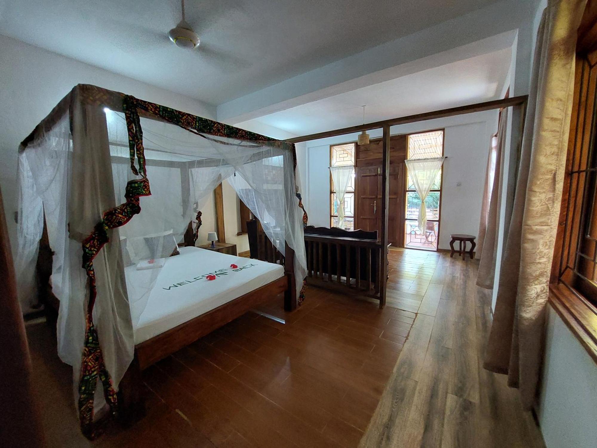 Queen Of Sheba Hotel