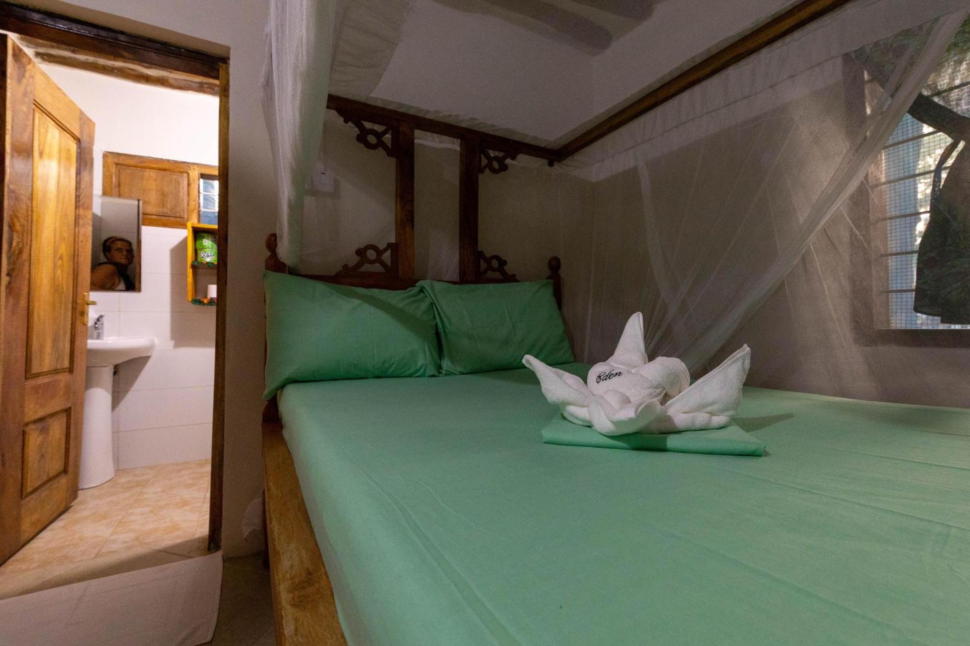 Eden Paradise Hotel 3*