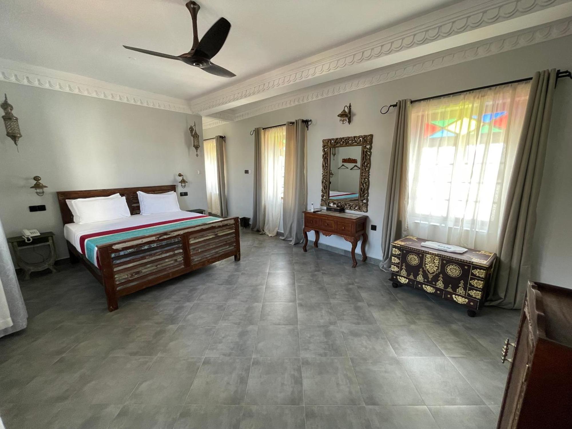 Mizingani Seafront Hotel