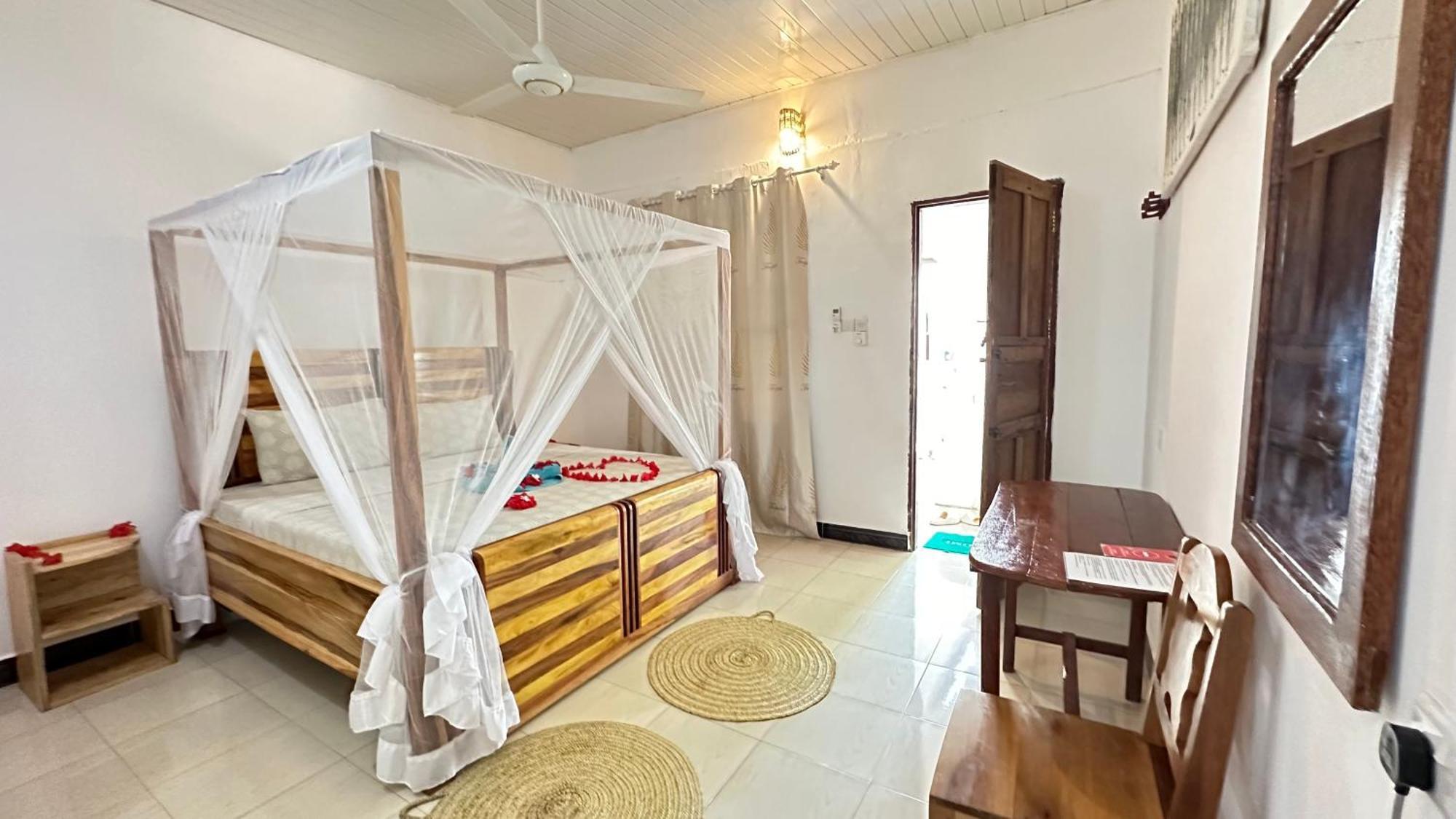 Kihori Bed & Breakfast Nungwi