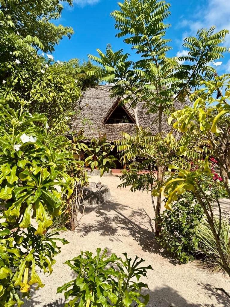 Hotel Embe