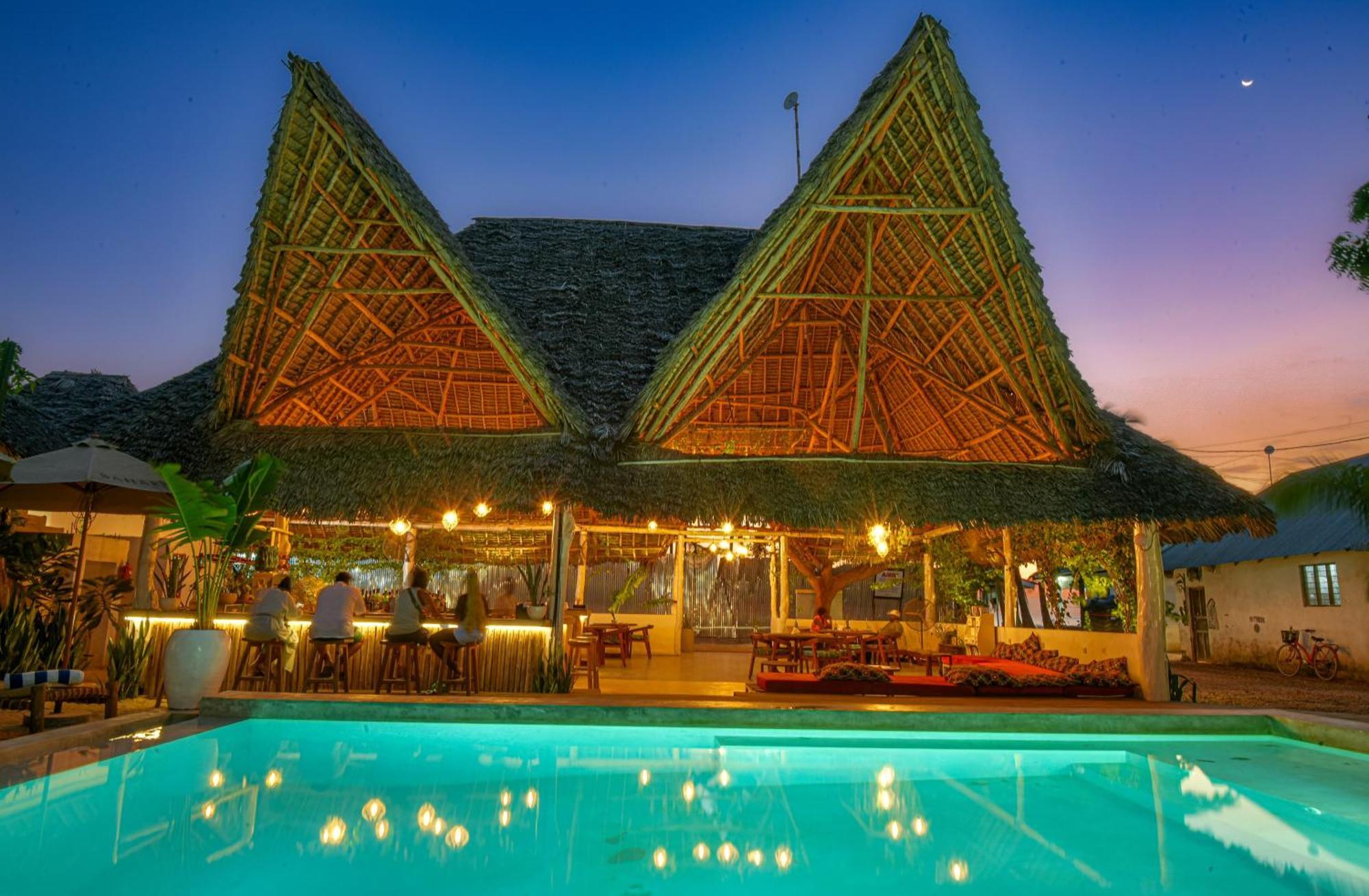 Badolina Hotel *
