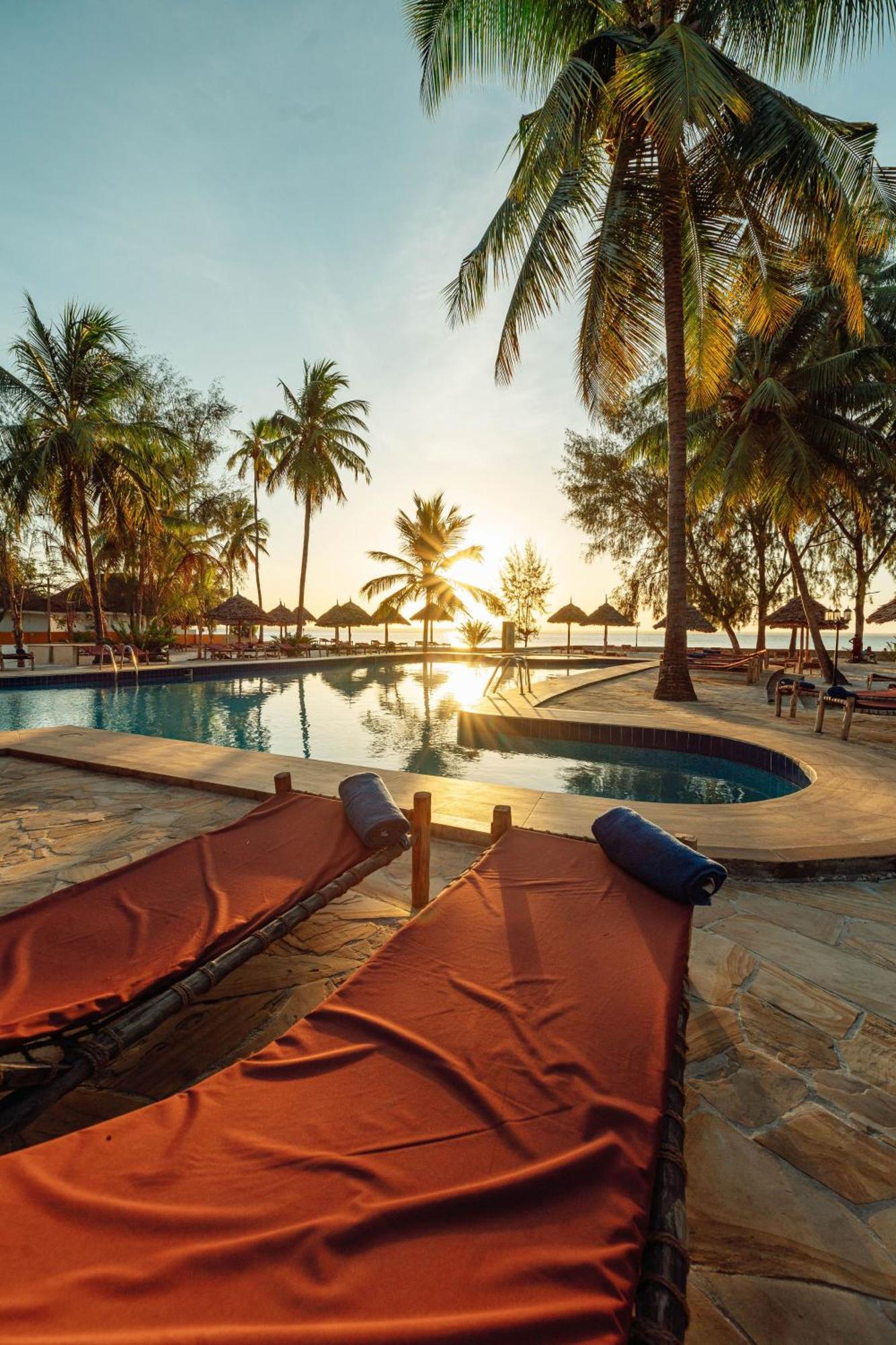 Sansi Kae Hotel Michamvi Kae