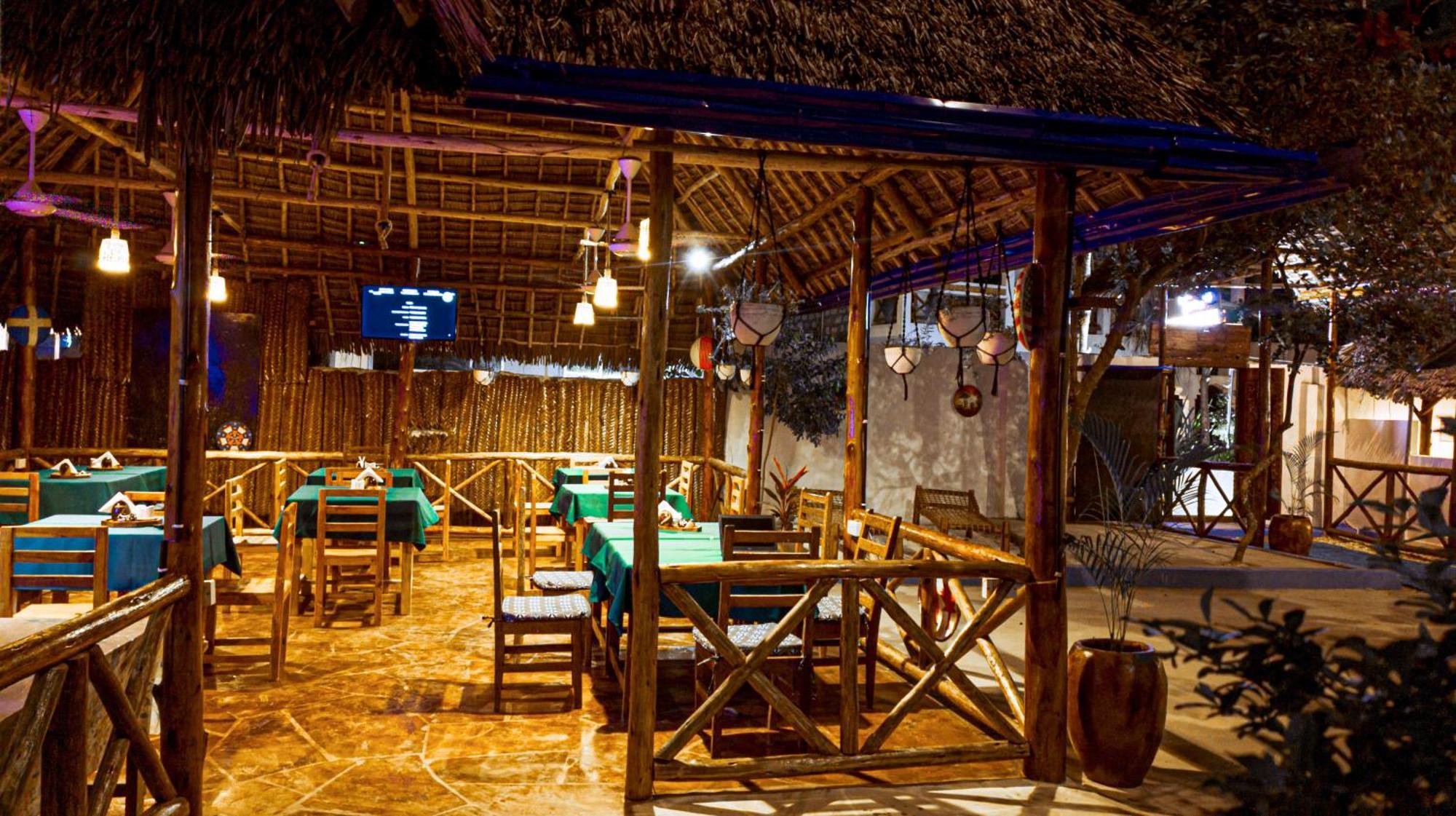 Tuna Hotel 2*