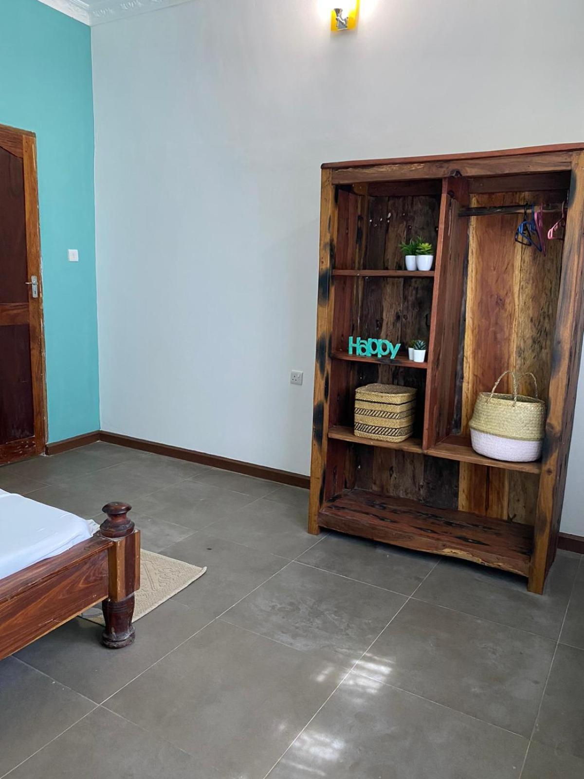 Pumzika Guest house *