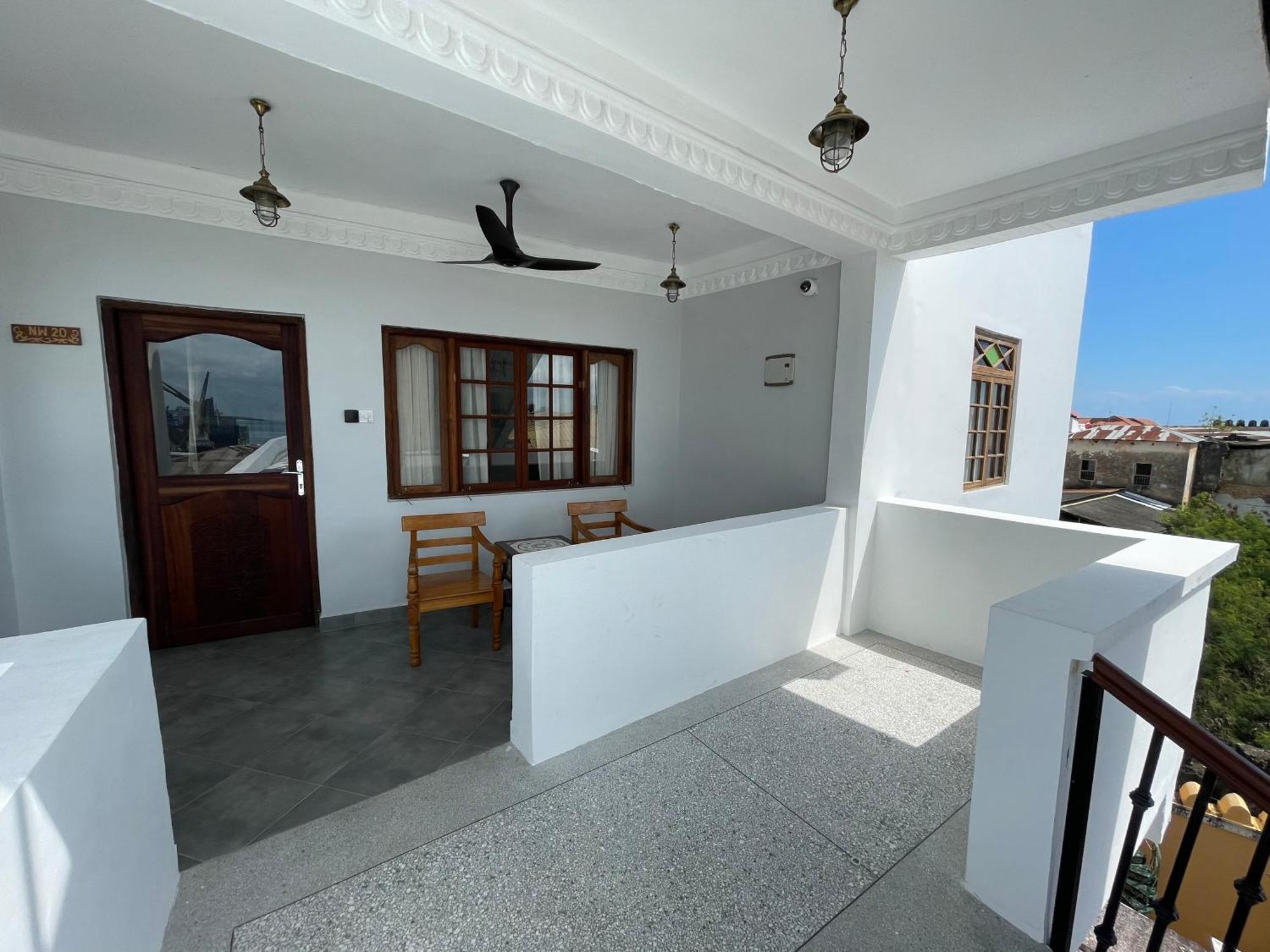 Mizingani Seafront 4*