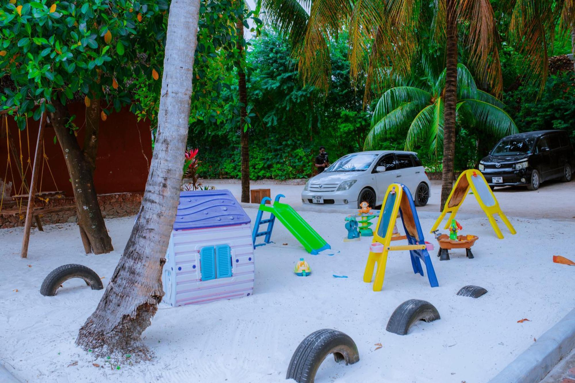 Hotel Mambo Ocean