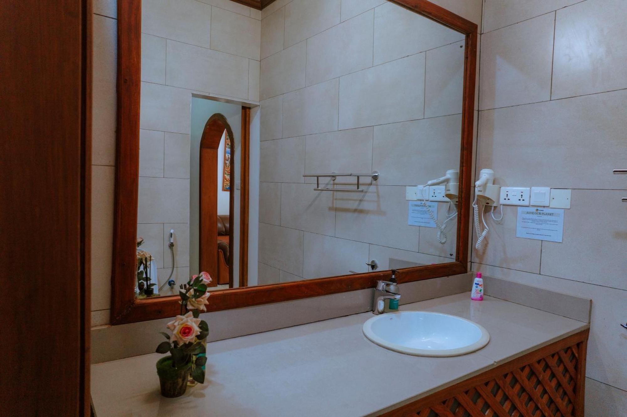 Hotel Mambo Ocean Pwani Mchangani