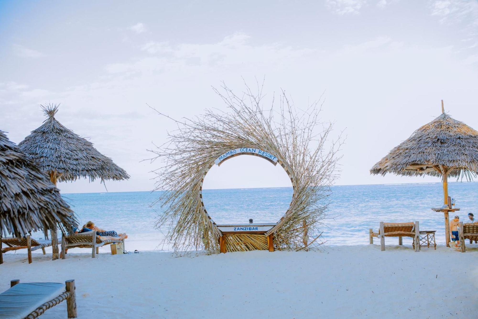 Mambo Ocean Hotel 4*