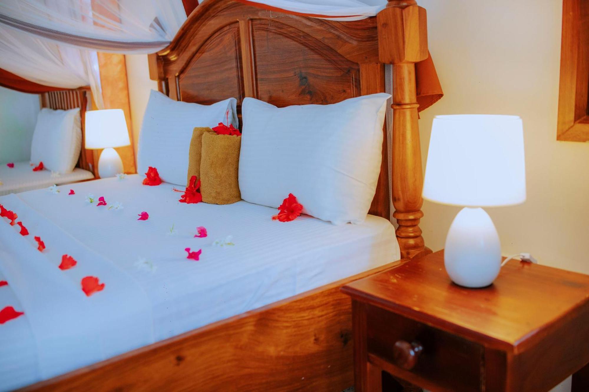 Mambo Ocean 4* Pwani Mchangani