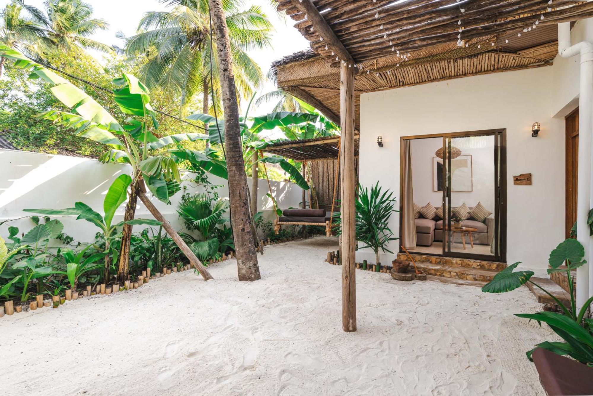 Mala Boutique Resort Bwejuu