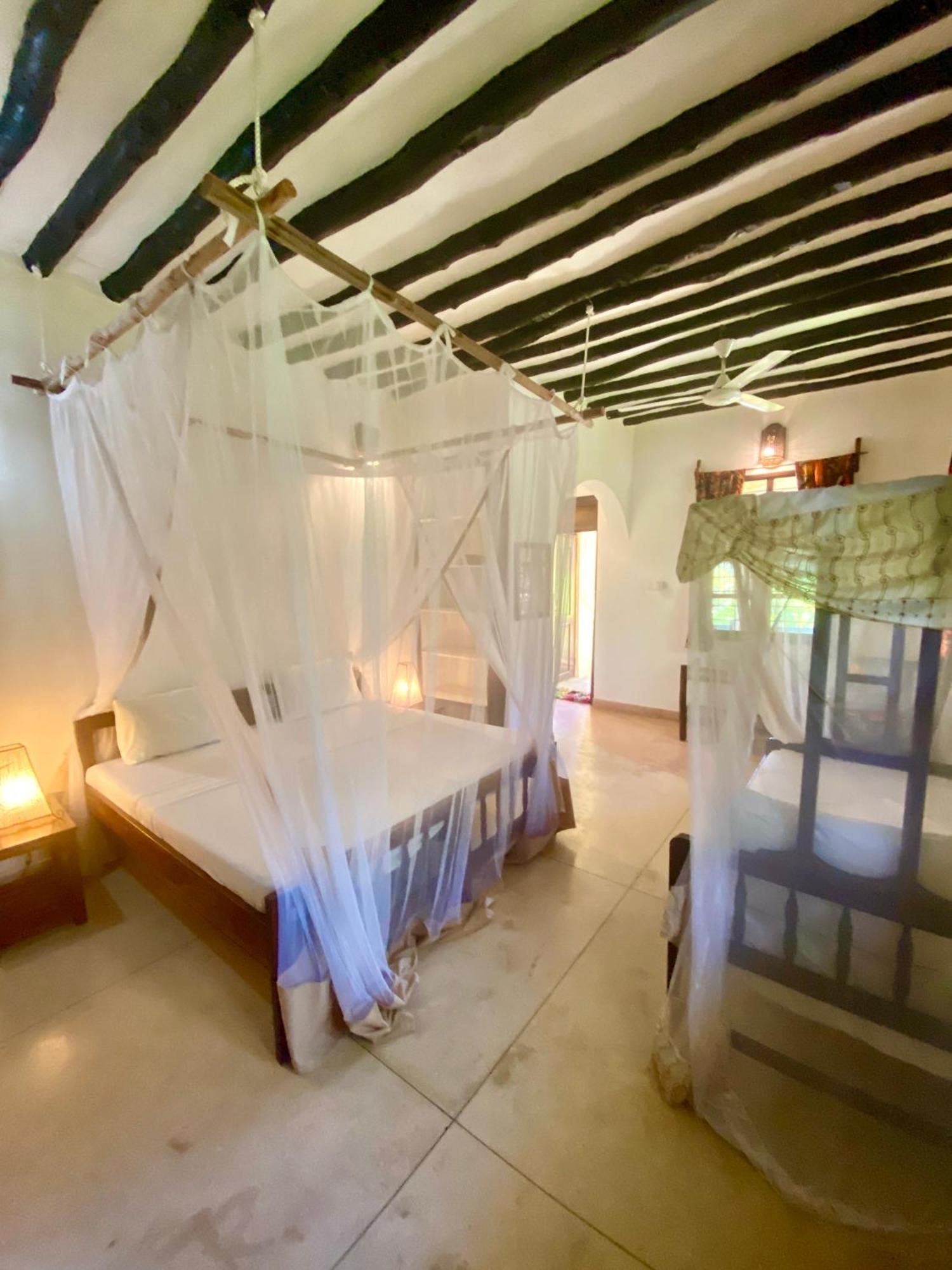 Hotel Mangrove