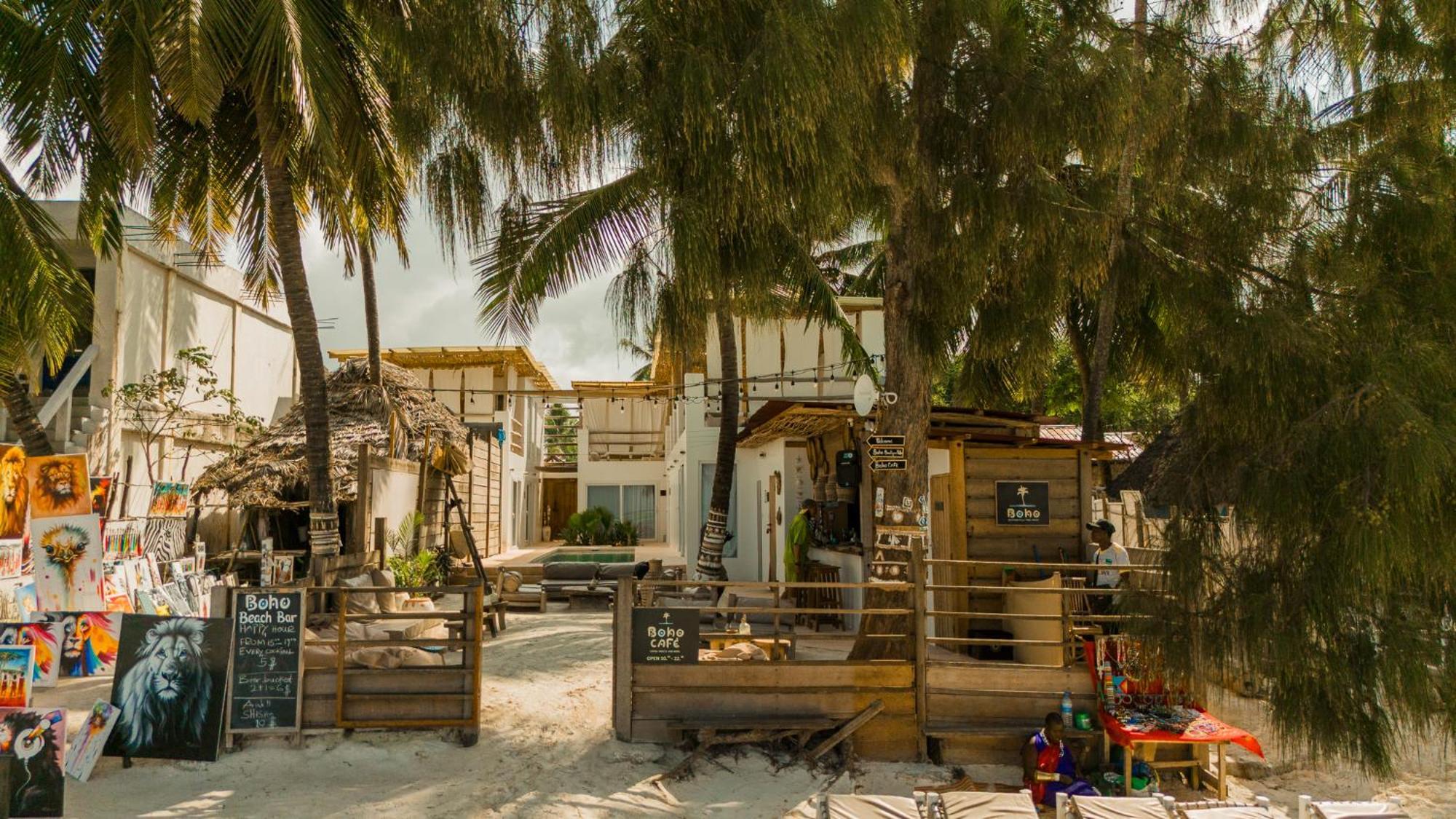 Boho Boutique - Beachfront , Adults Only , Private Pool
