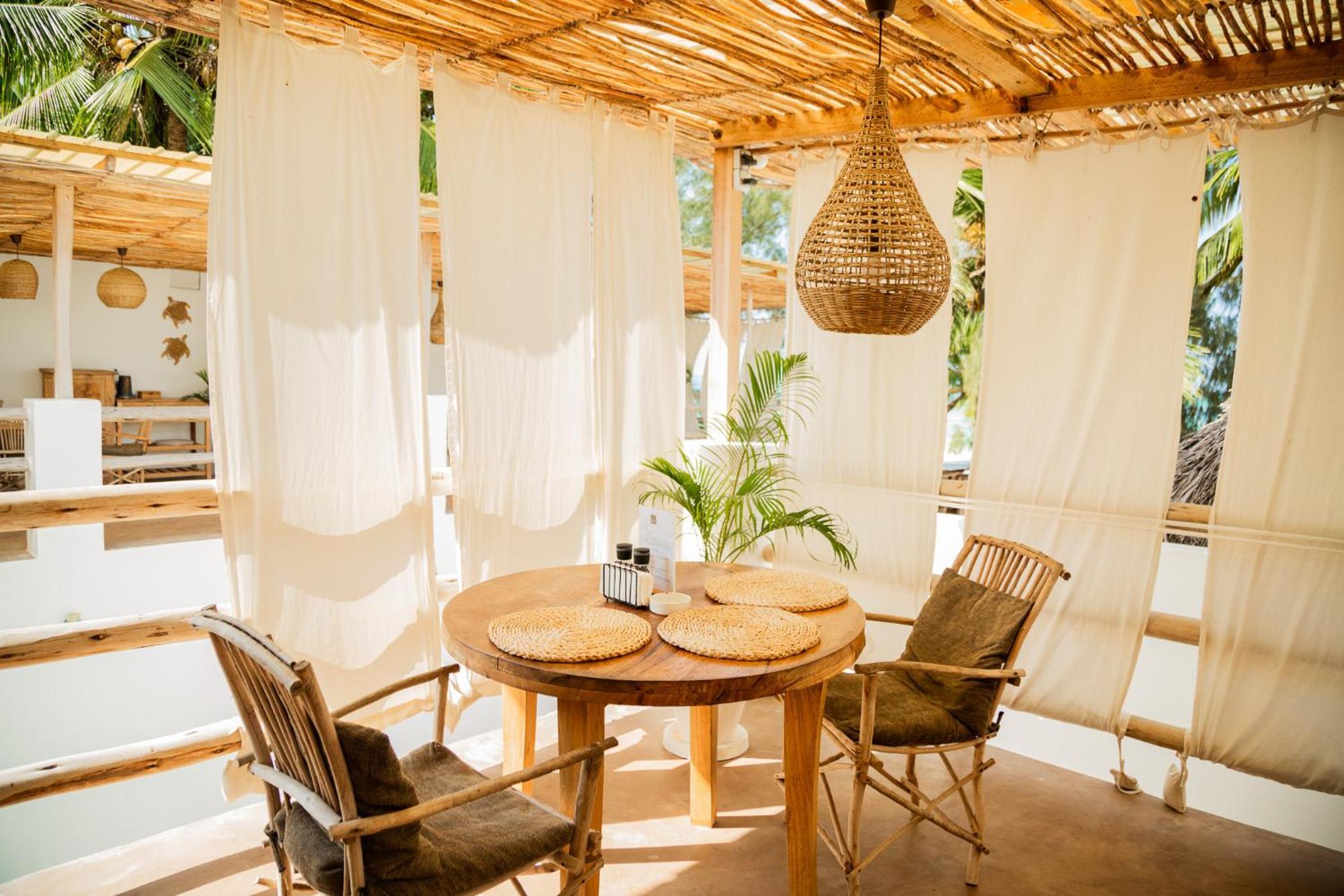 Boho Boutique - Beachfront , Adults Only , Private Pool