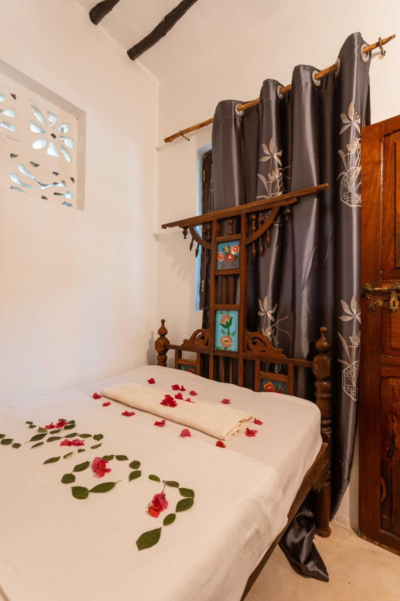 Ayana's Villa *