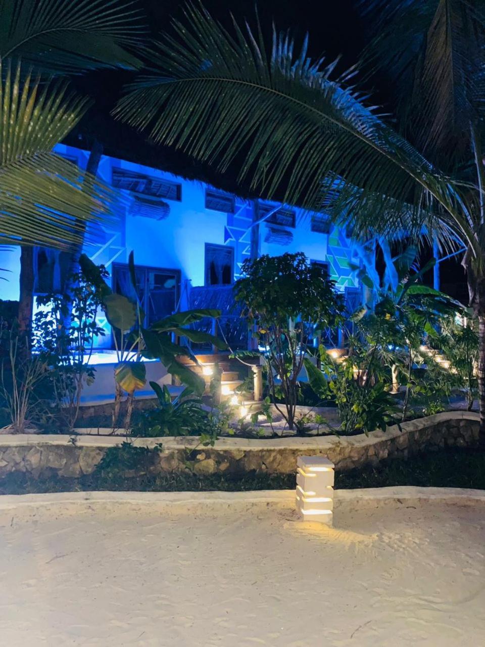 Tsunami Village 4* Bwejuu