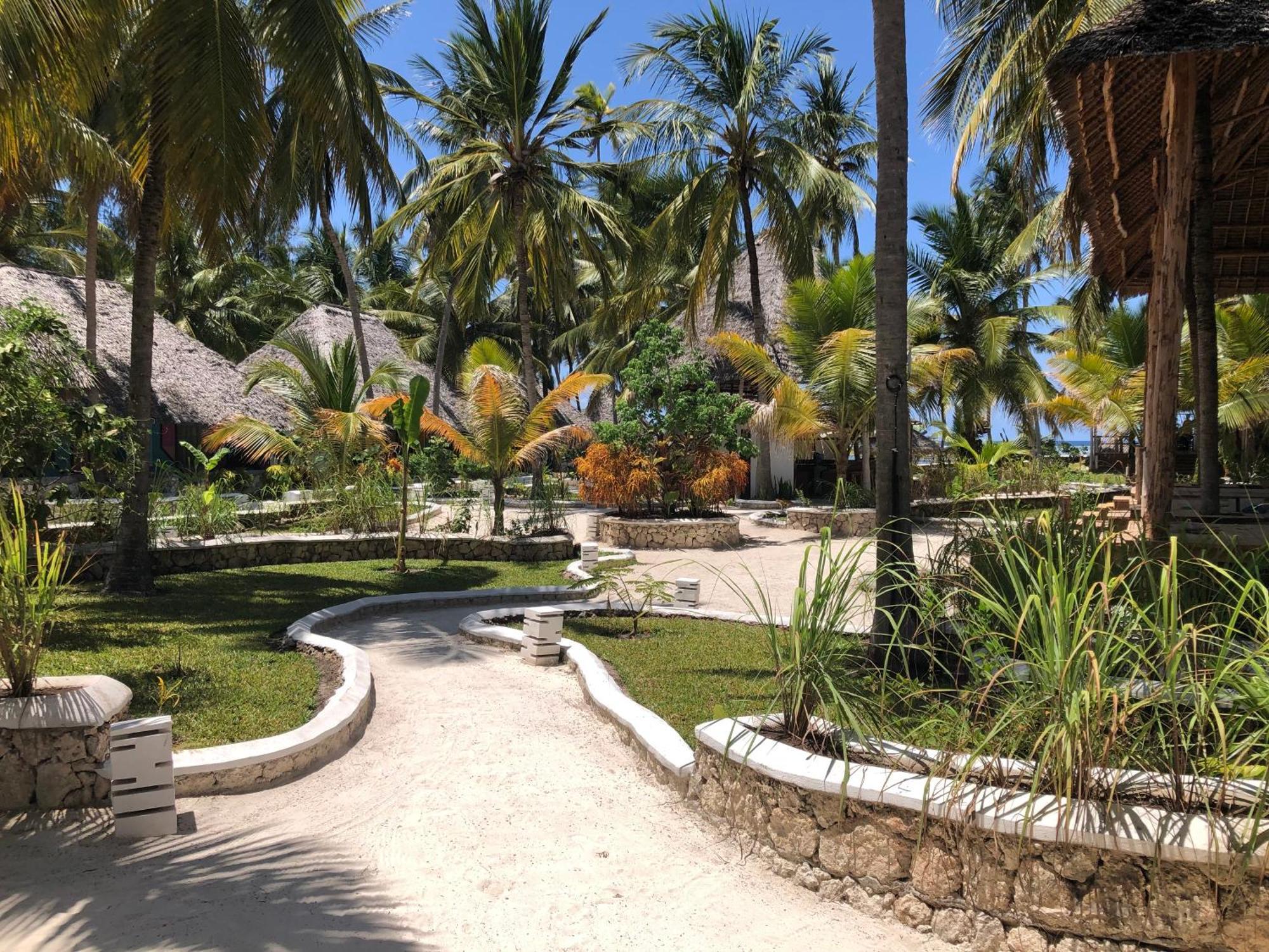 Hotel Tsunami Village