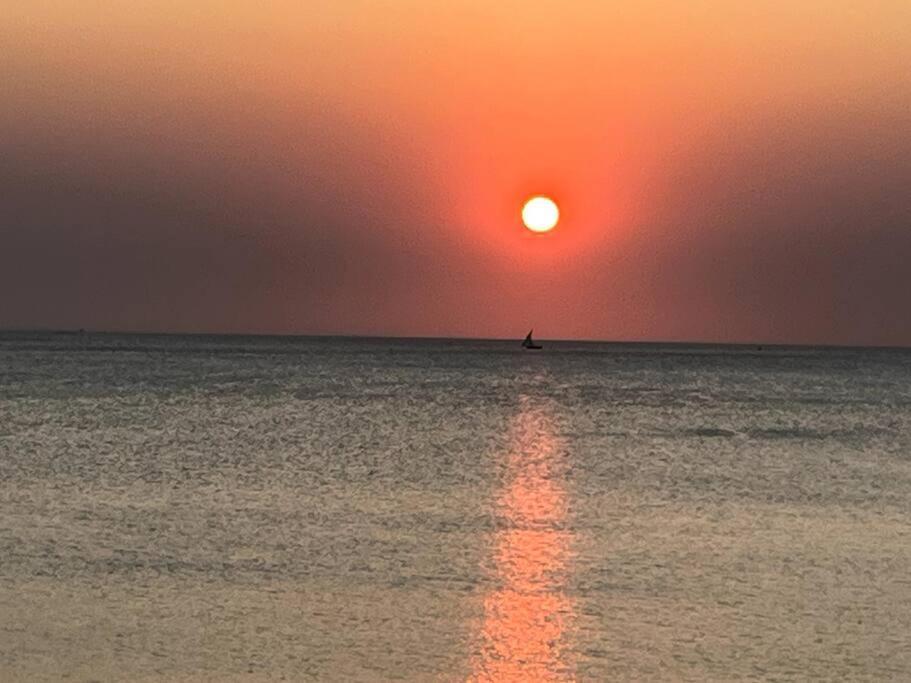 The Cliff Beach Apartment Zanzibar