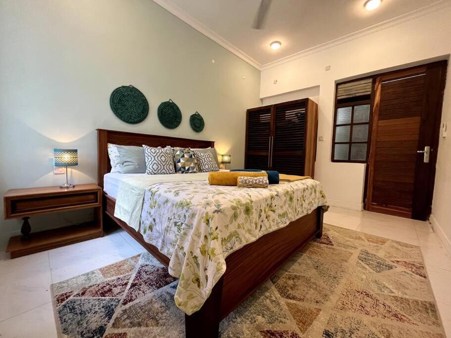 The Cliff Beach Apartment