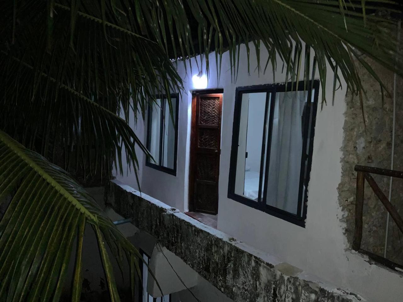 Barefeet Guest house *