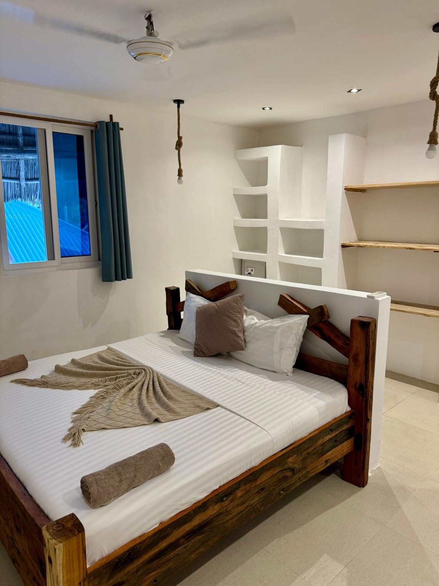 Villa Majestic Zanzibar Penthouse One Of A Kind Properties With Private Rooftop Pool Tv Wifi Aircon And 90M From The Famous Paje Beach Paje