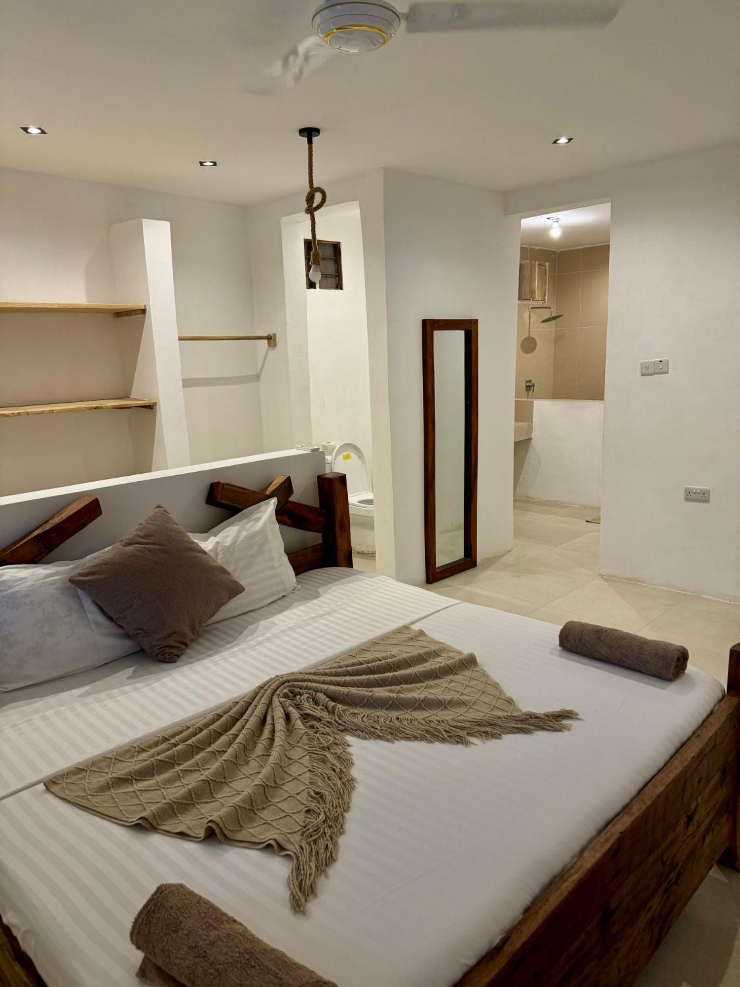 Majestic Zanzibar Penthouse One Of A Kind Properties With Private Rooftop Pool Tv Wifi Aircon And 90M From The Famous Paje Beach Villa Paje
