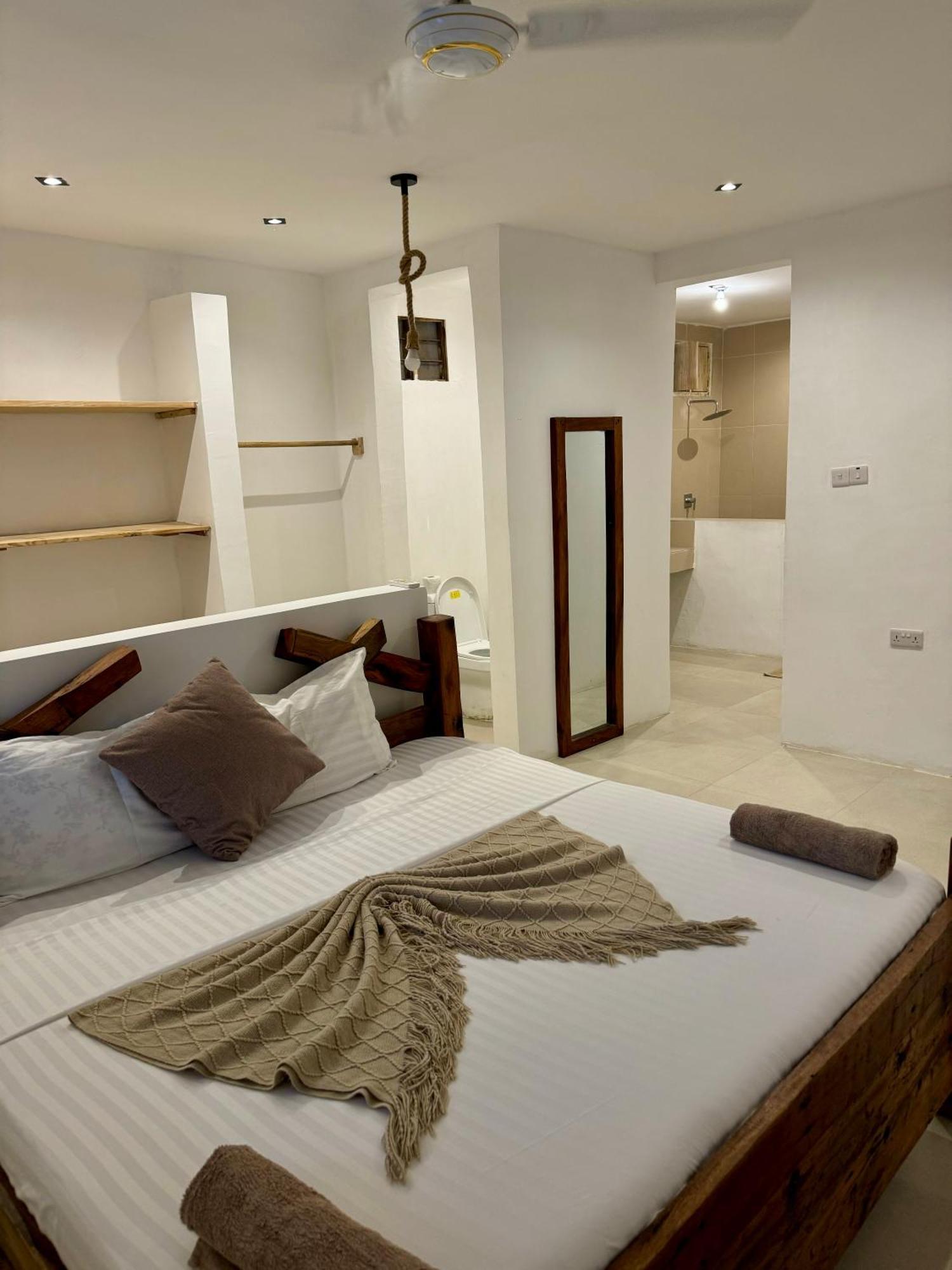Villa Majestic Zanzibar Penthouse One Of A Kind Properties With Private Rooftop Pool Tv Wifi Aircon And 90M From The Famous Paje Beach Paje