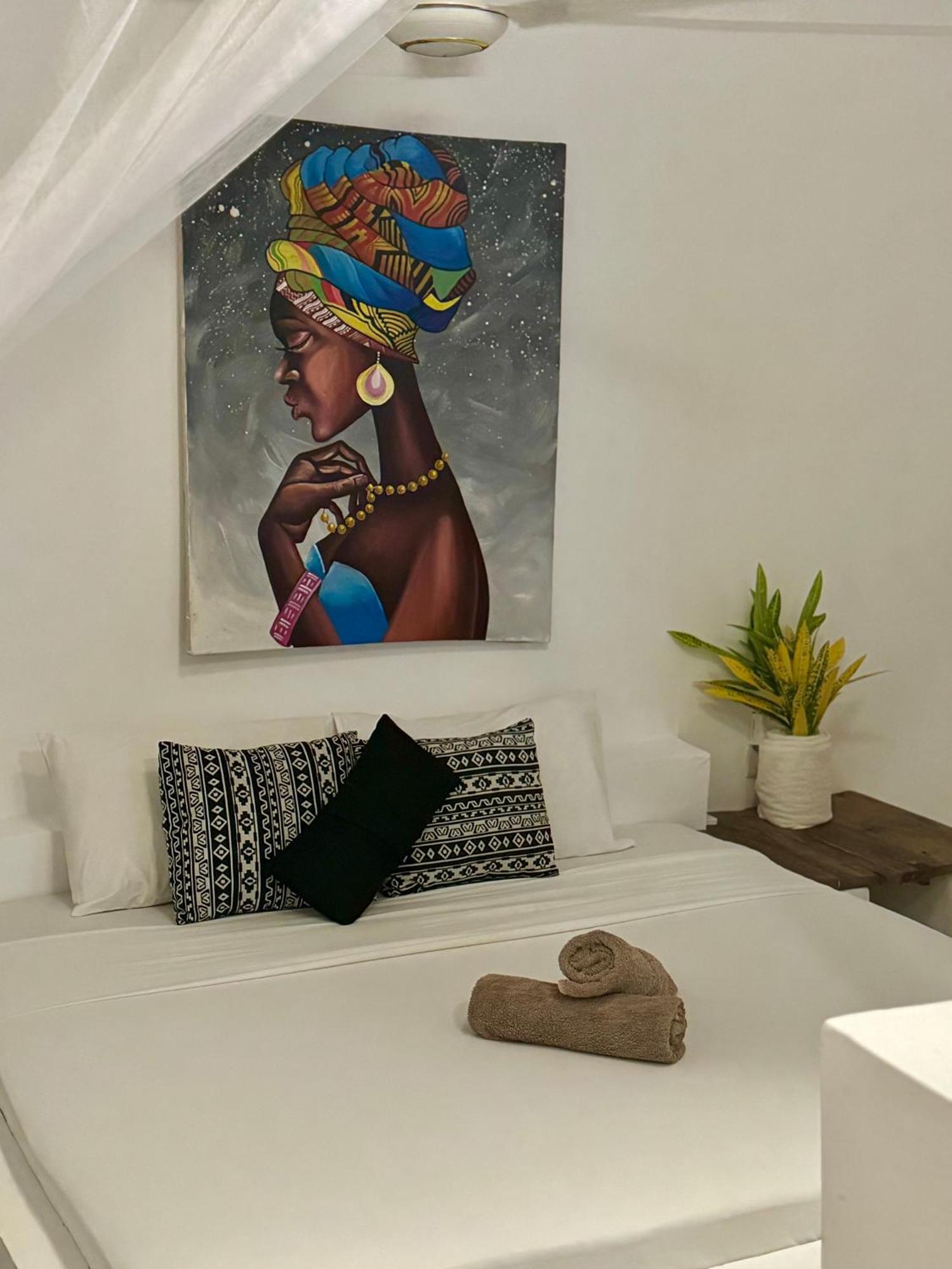 Majestic Zanzibar Penthouse One Of A Kind Properties With Private Rooftop Pool Tv Wifi Aircon And 90M From The Famous Paje Beach Villa