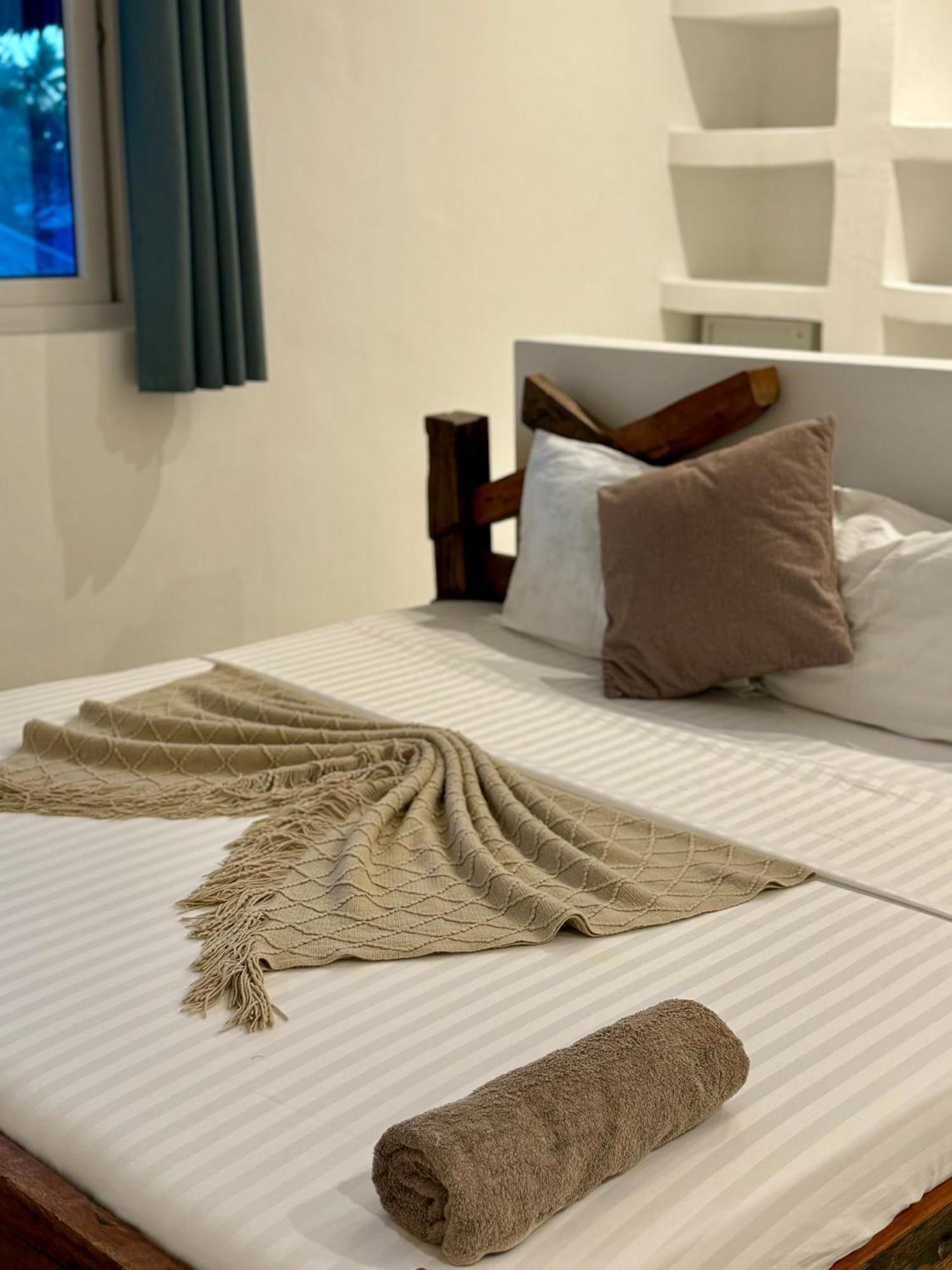 Majestic Zanzibar Penthouse One Of A Kind Properties With Private Rooftop Pool Tv Wifi Aircon And 90M From The Famous Paje Beach *