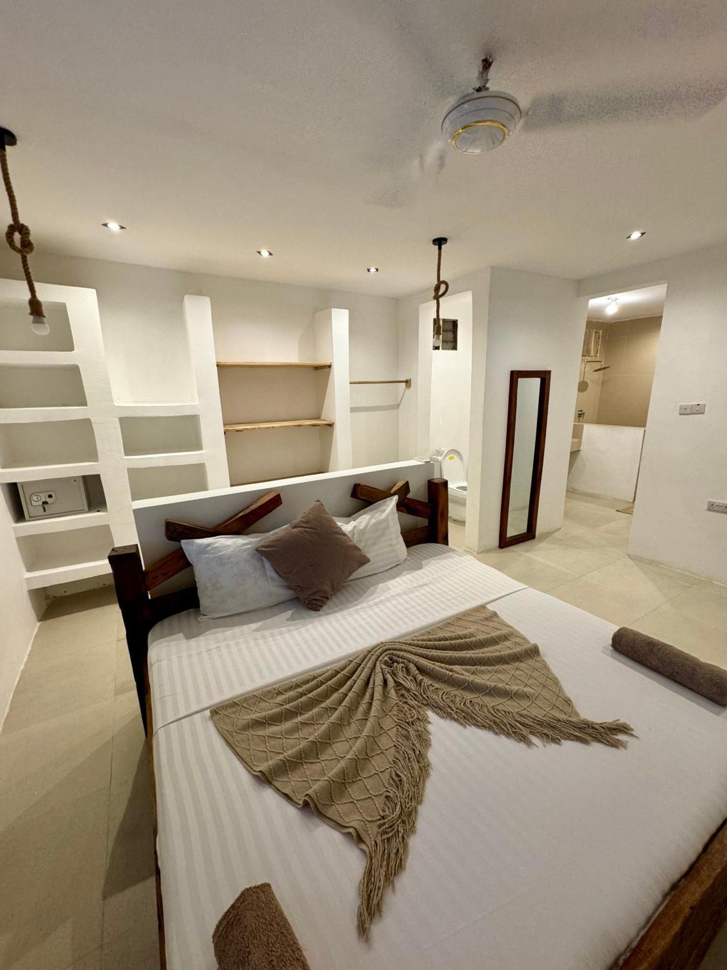 Villa Majestic Zanzibar Penthouse One Of A Kind Properties With Private Rooftop Pool Tv Wifi Aircon And 90M From The Famous Paje Beach