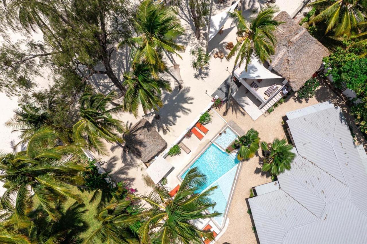 Seashore Hotel