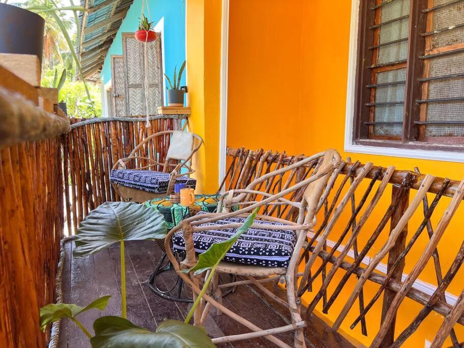 Apartment Stylish 2 Bedroom - 1 Min Walk To The Indian Ocean Umbuji