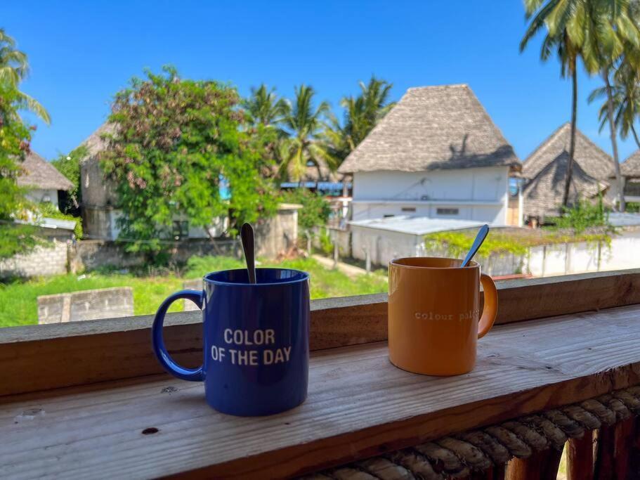 Stylish 2 Bedroom - 1 Min Walk To The Indian Ocean * Umbuji
