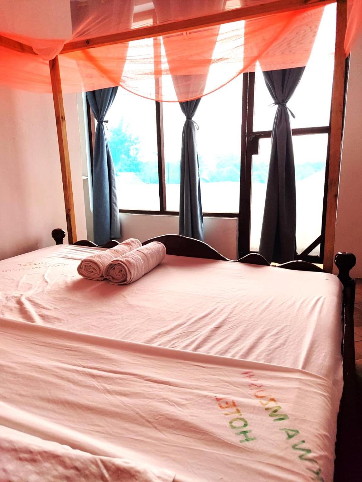 Homeland Swahili Backpacker Budget Guest house