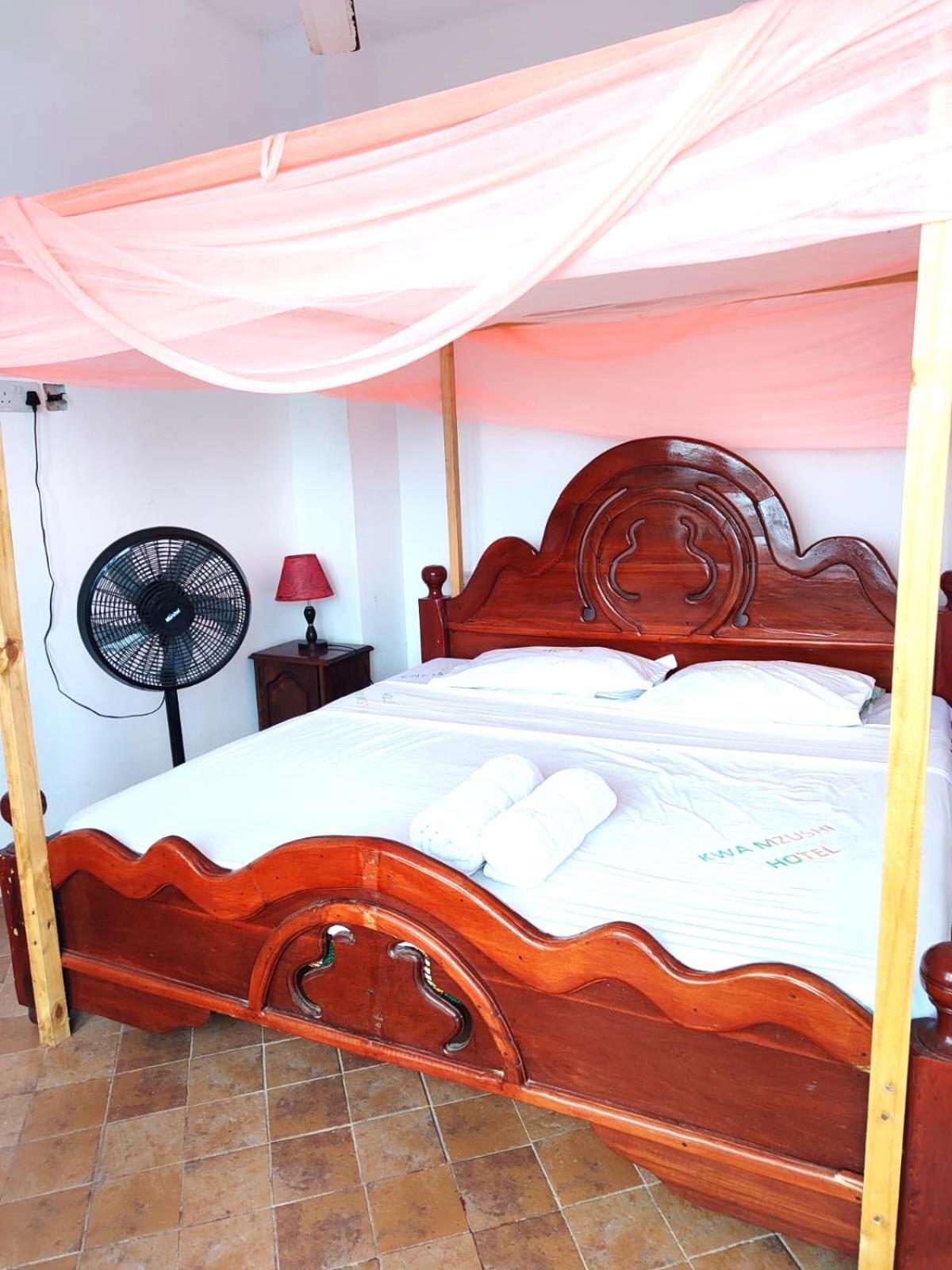 Guest house Homeland Swahili Backpacker Budget