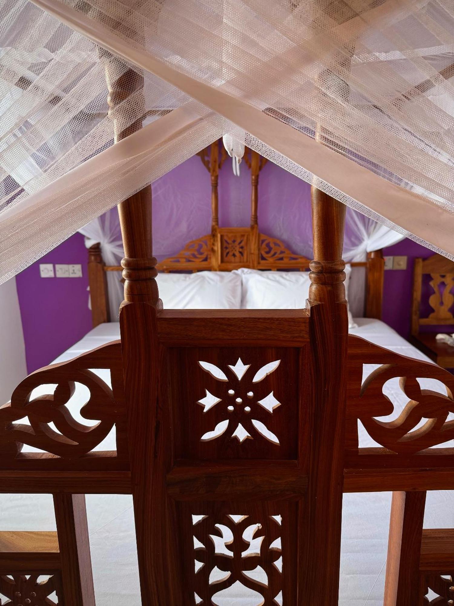 Bed & Breakfast Daeli Kendwa