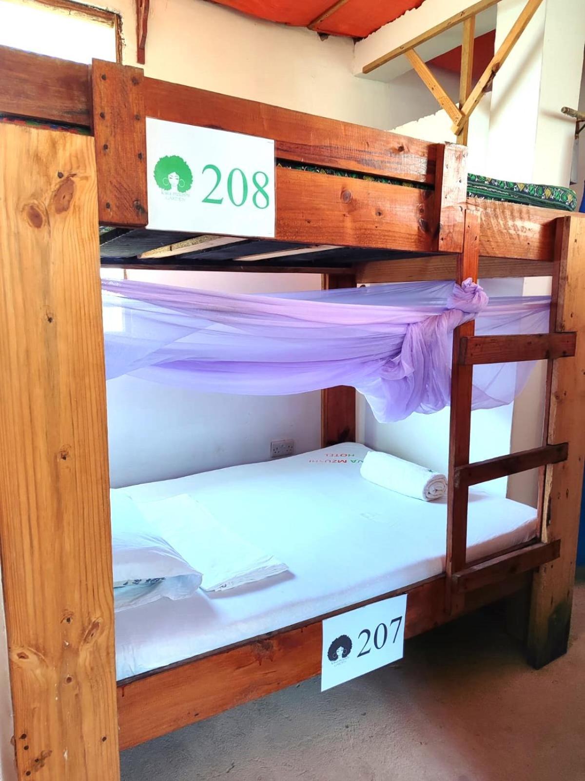 Guest house Homeland Swahili Backpacker Budget