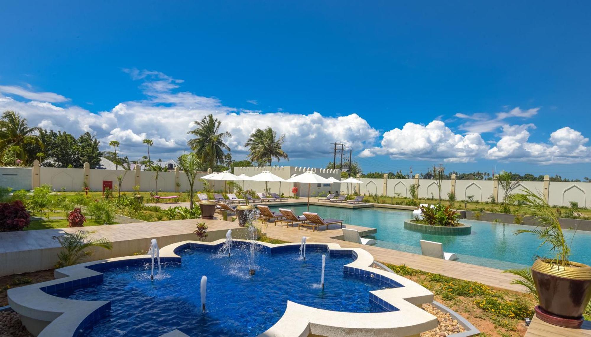 Golden Tulip Airport & 4* Zanzibar
