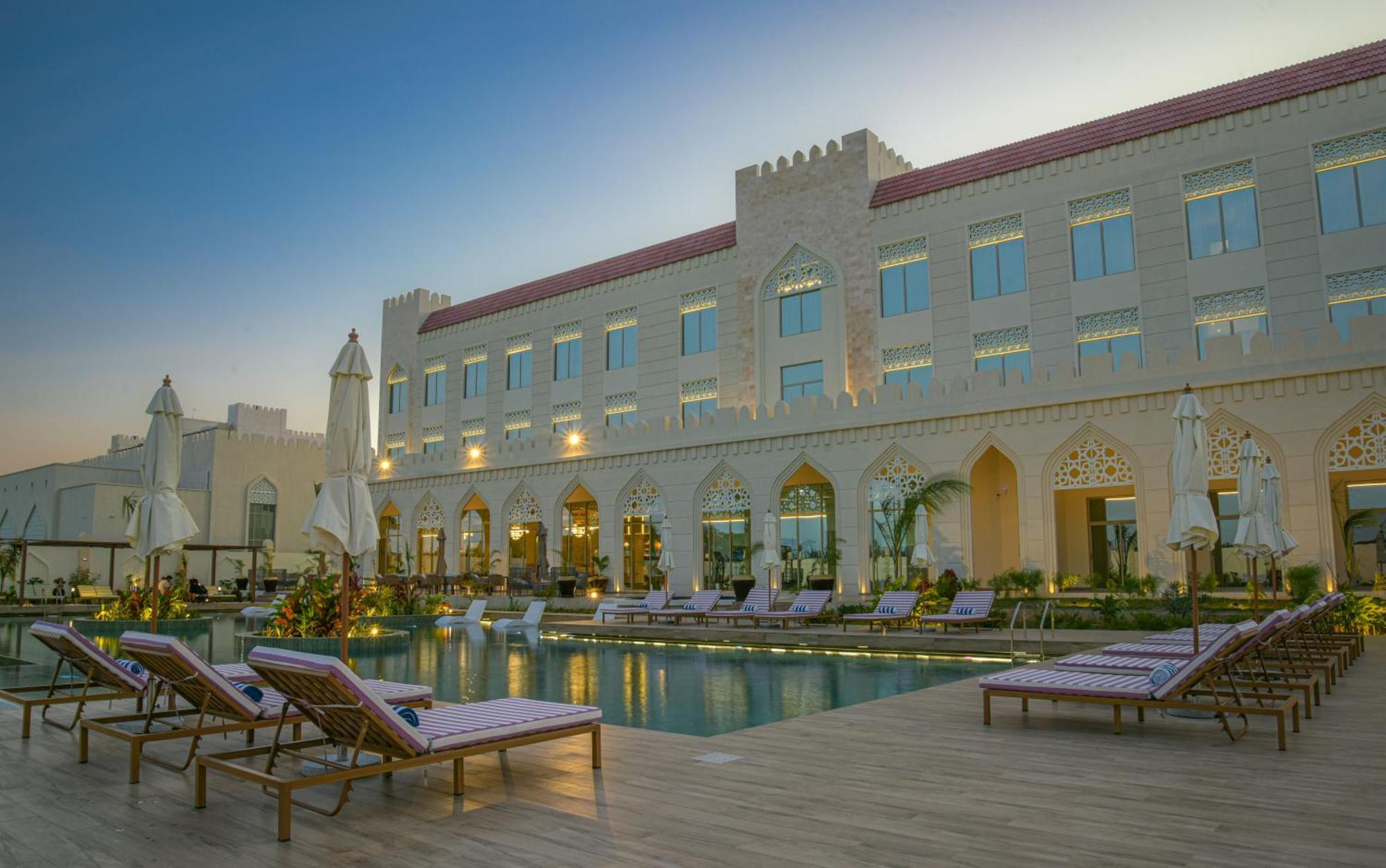 Golden Tulip Airport & Hotel 4*