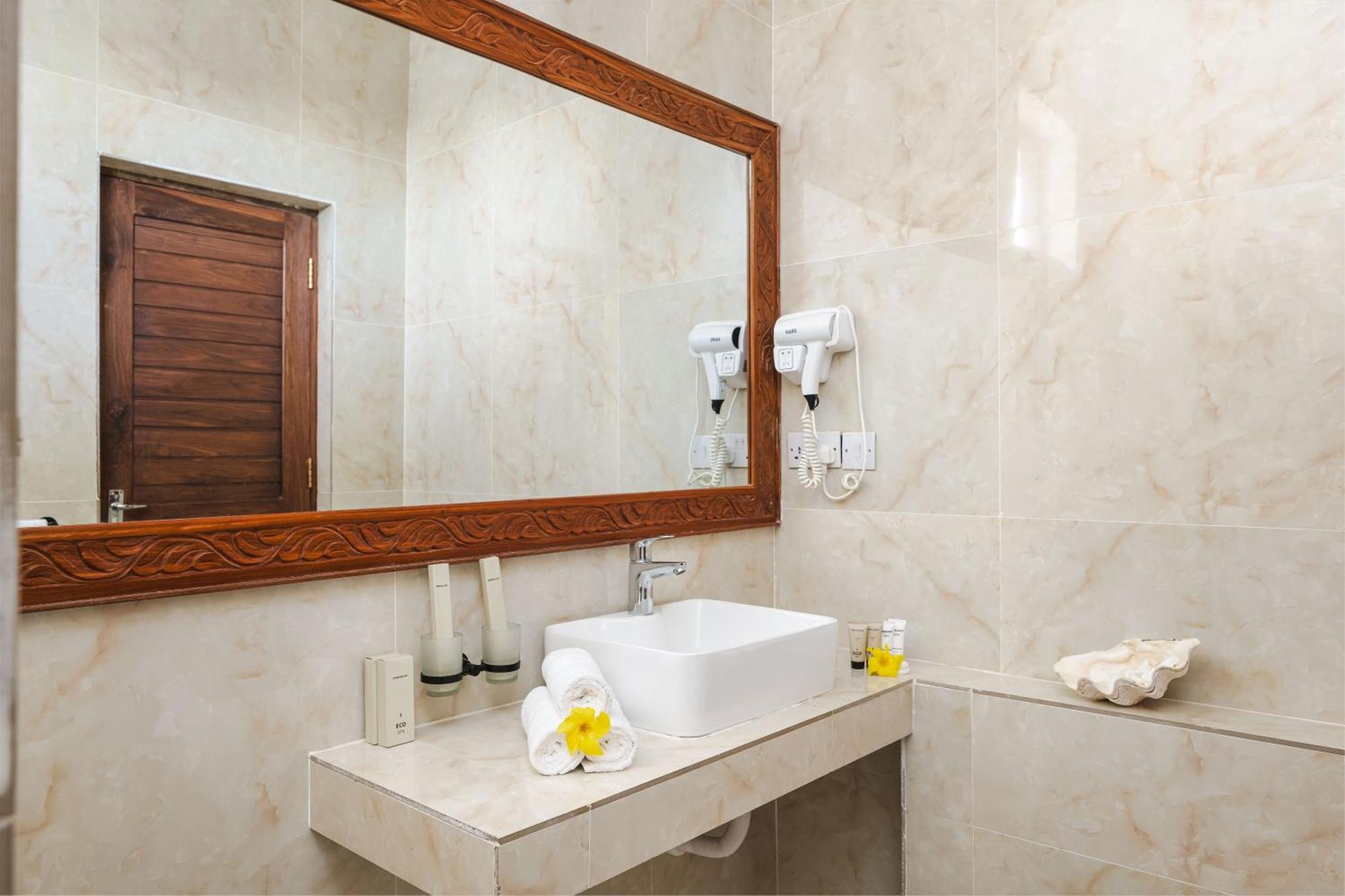 Karibu Hotel 5*
