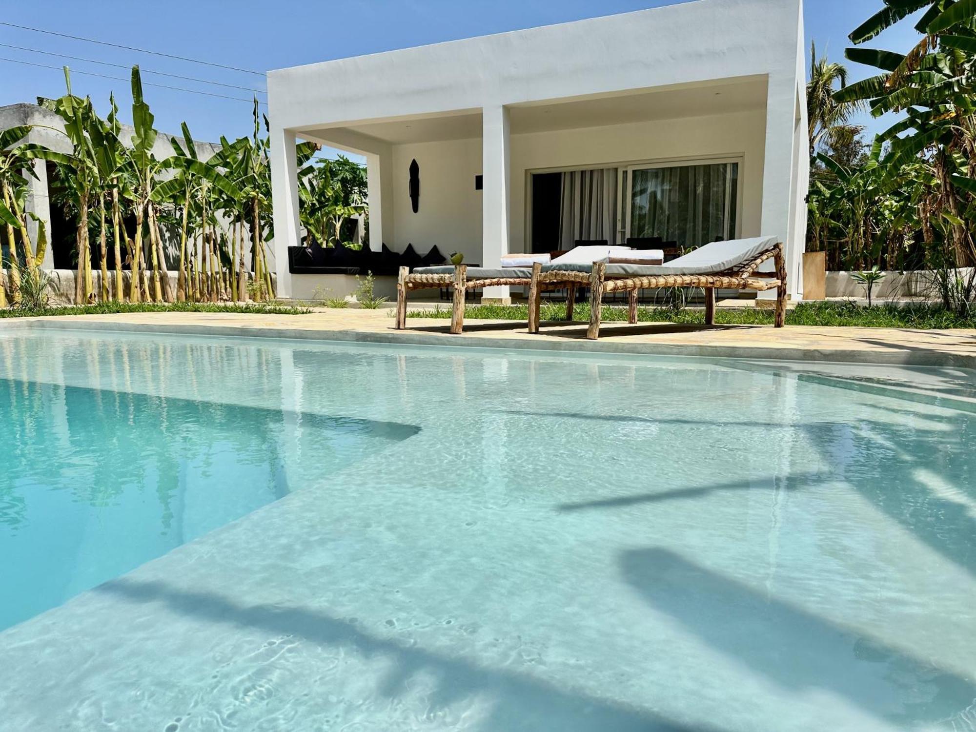Toto With Private Pool Zanzibarhouses *
