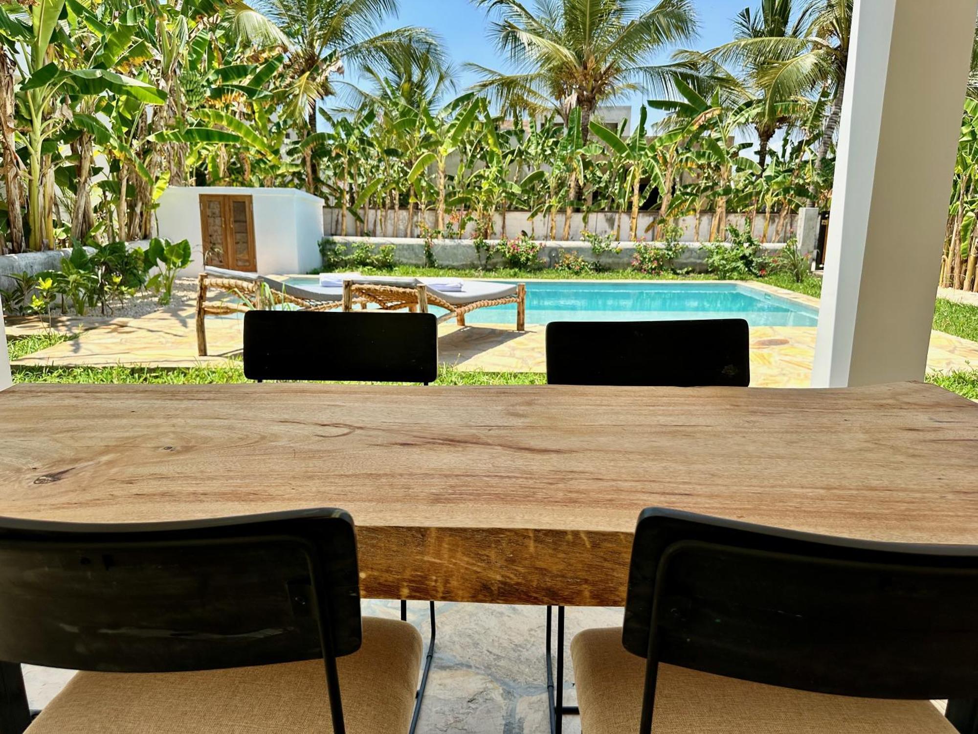 Toto With Private Pool Zanzibarhouses *