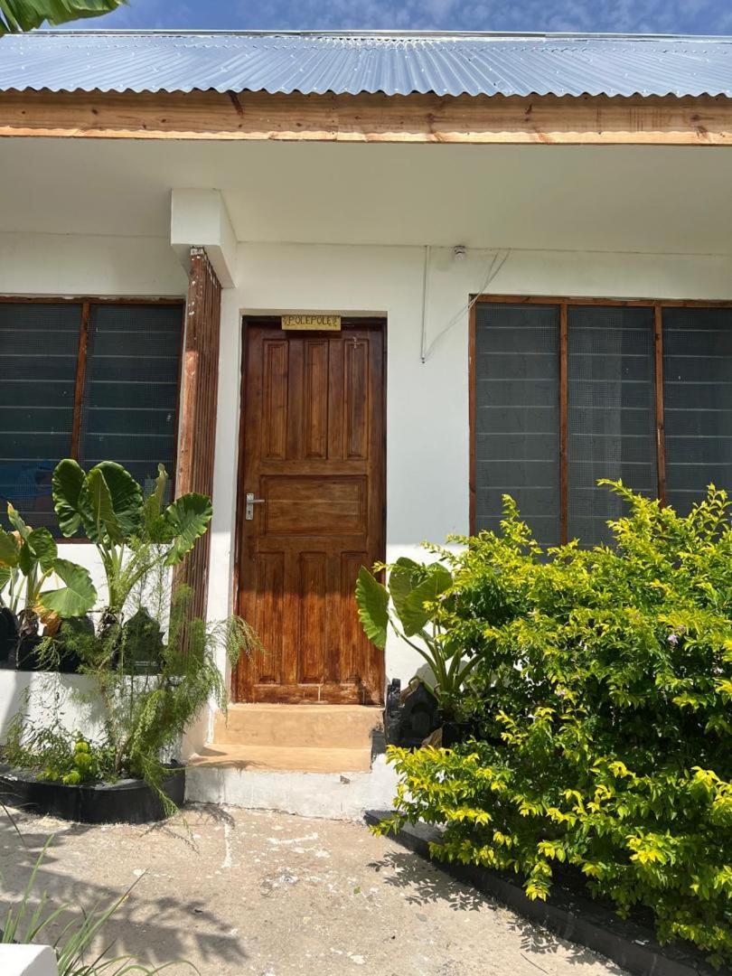 Pole Pole House Homestay *