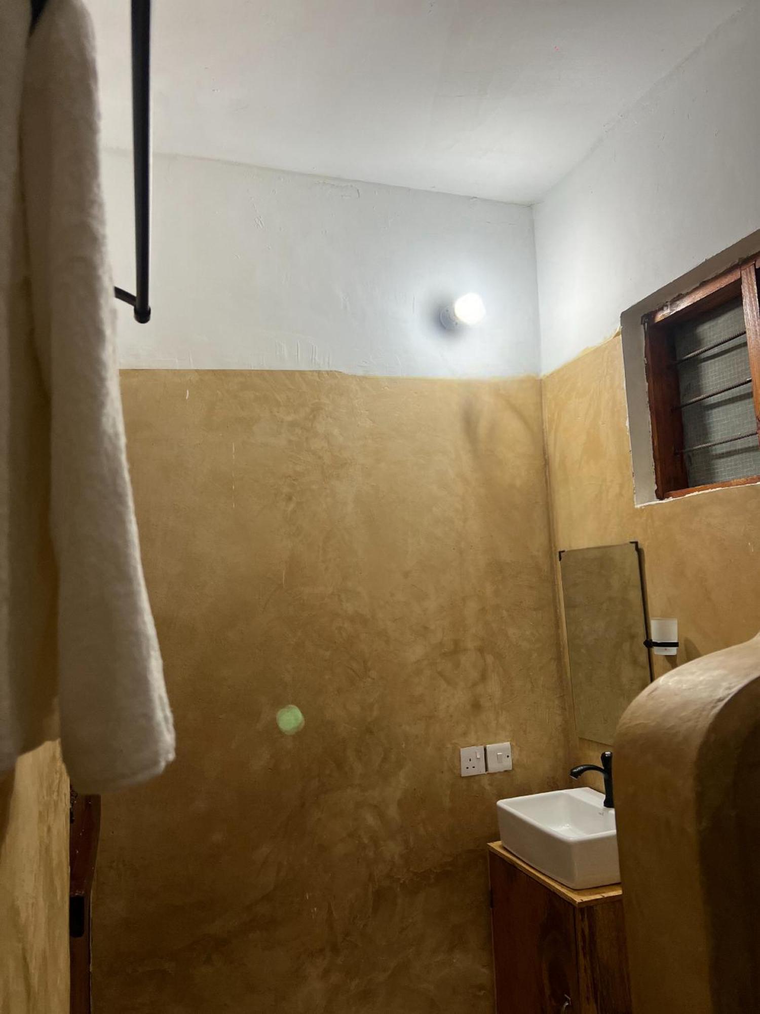 Pole Pole House Homestay