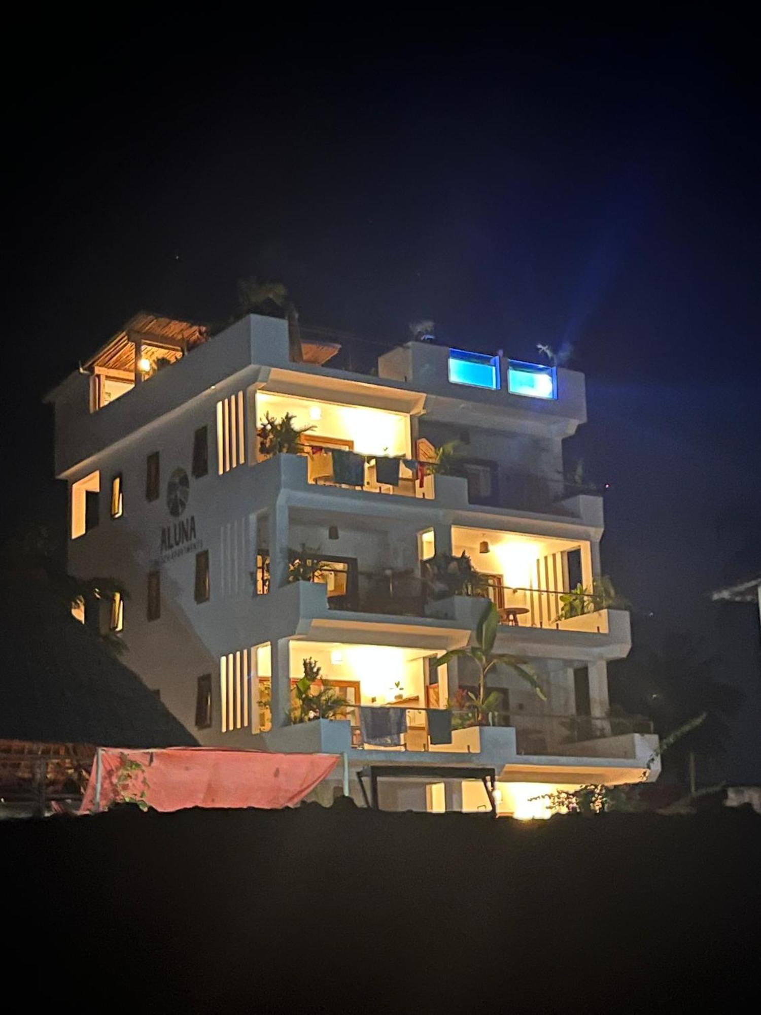 Aluna Hotel 4*