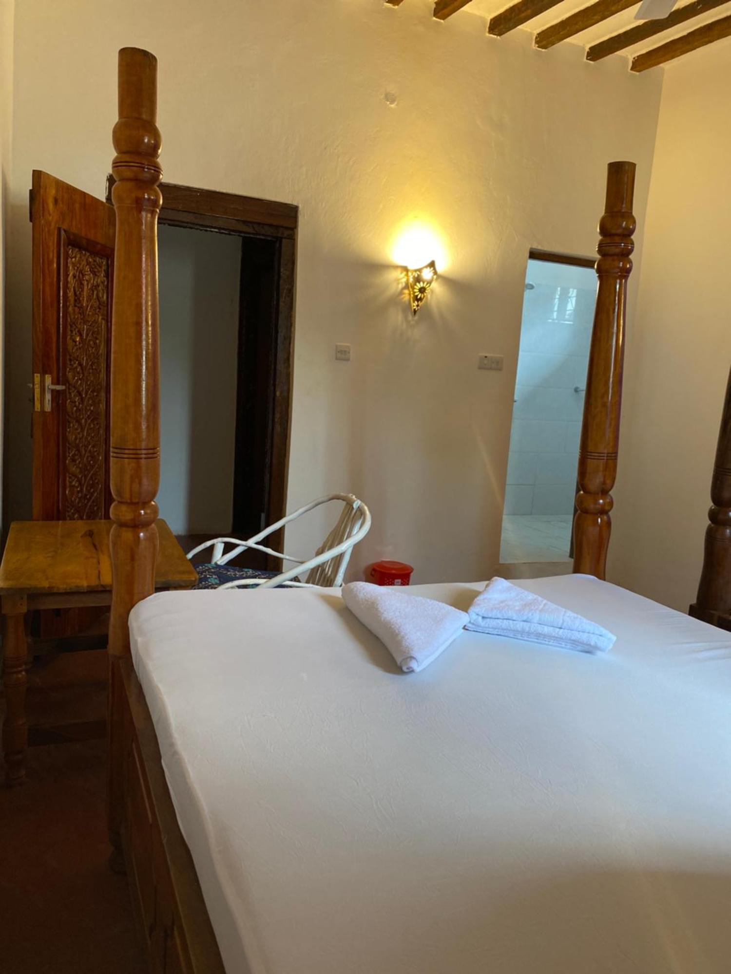 Apartment Kobwa House & Back Packers *