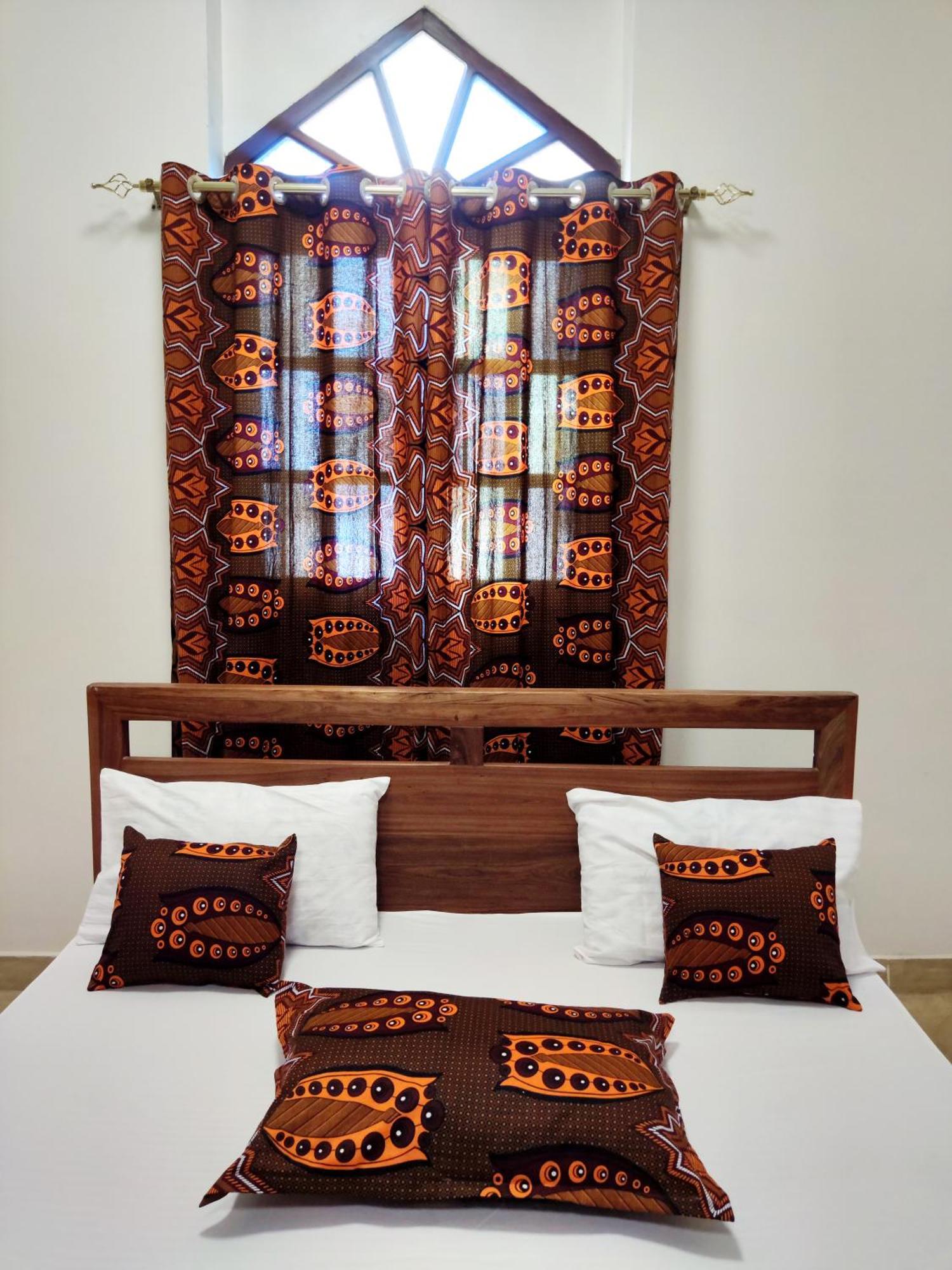Treasures Of House Bed & Breakfast