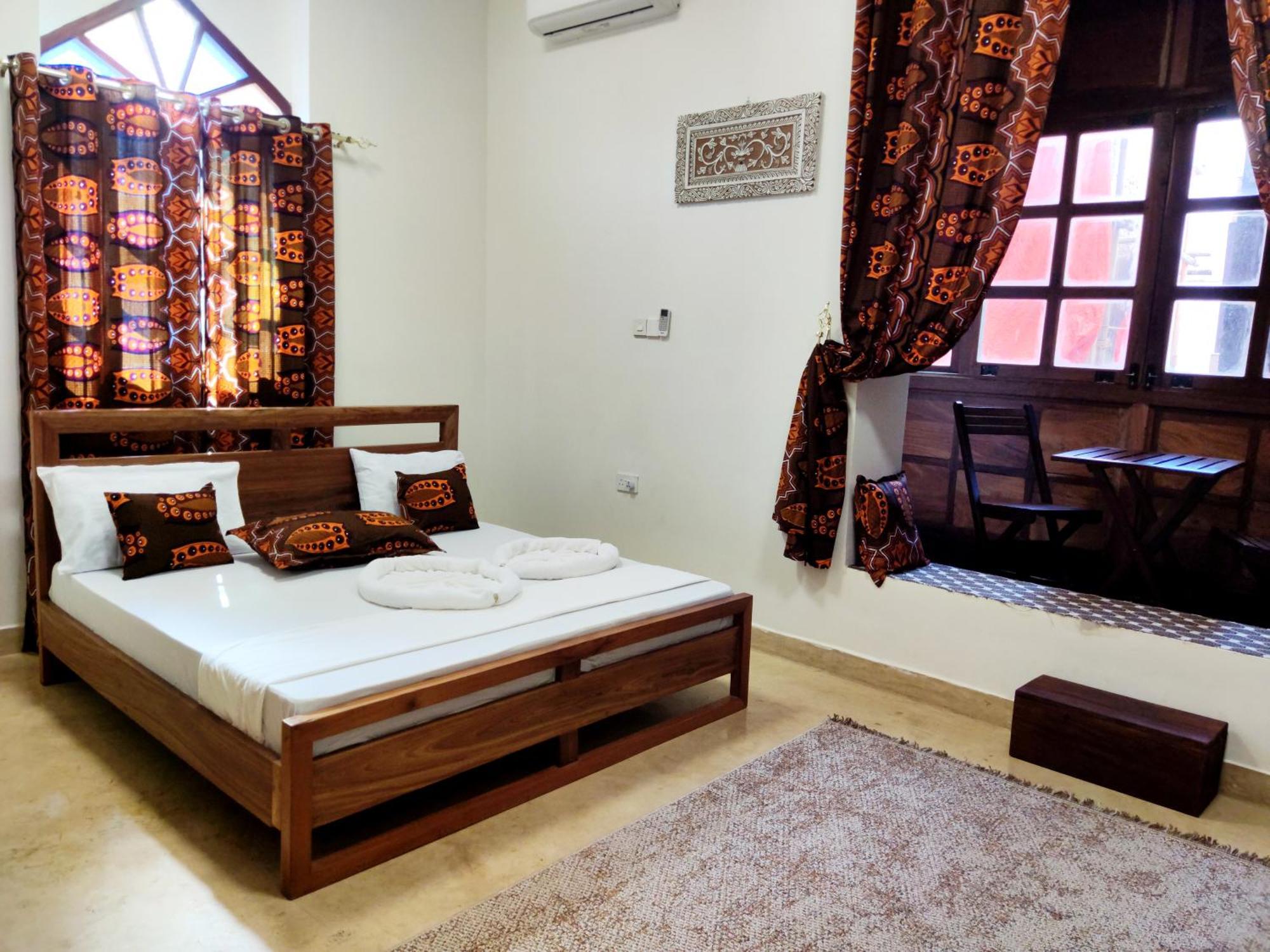 Bed & Breakfast Treasures Of House Zanzibar