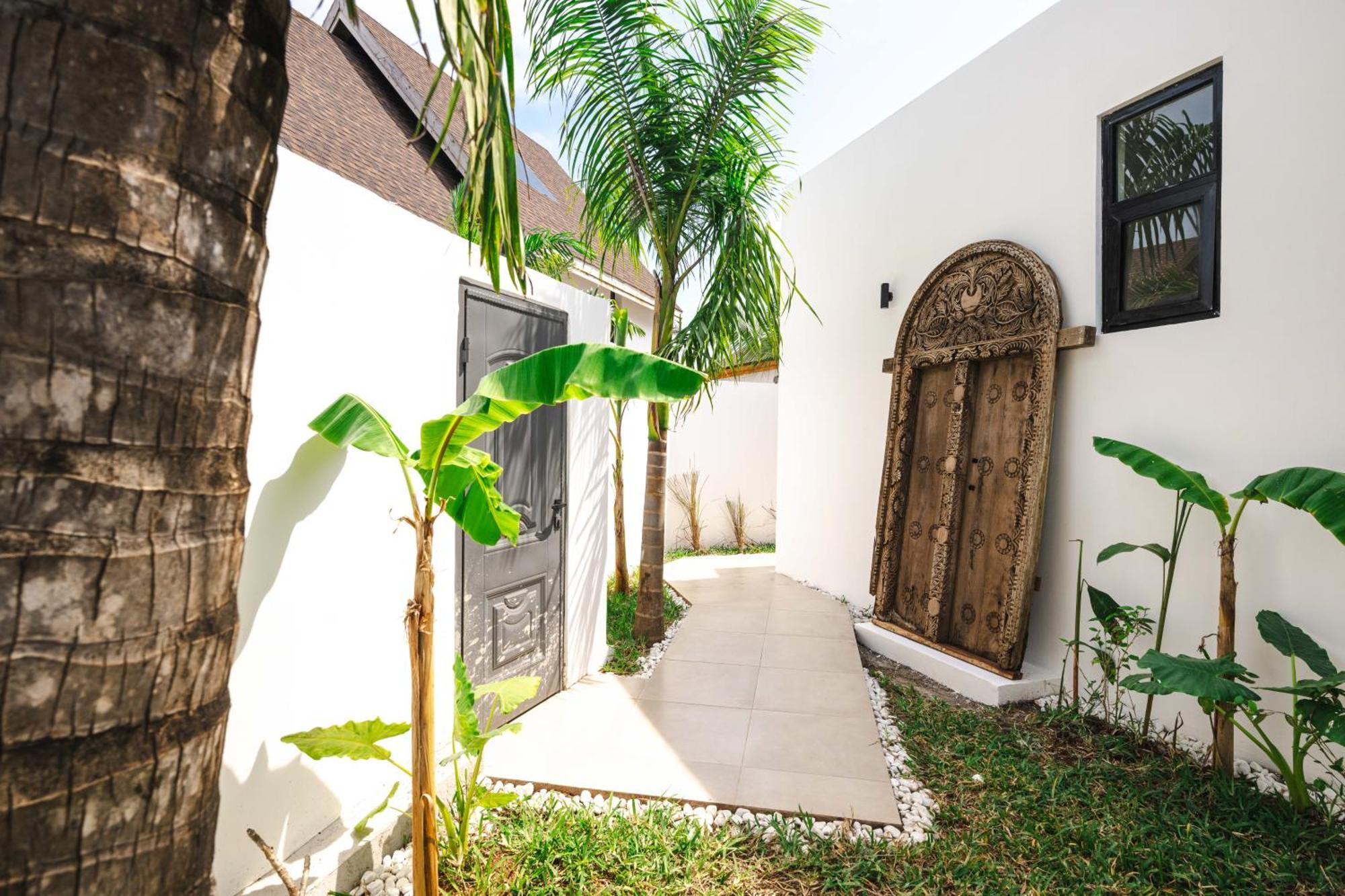 Emerald Escapes Paje